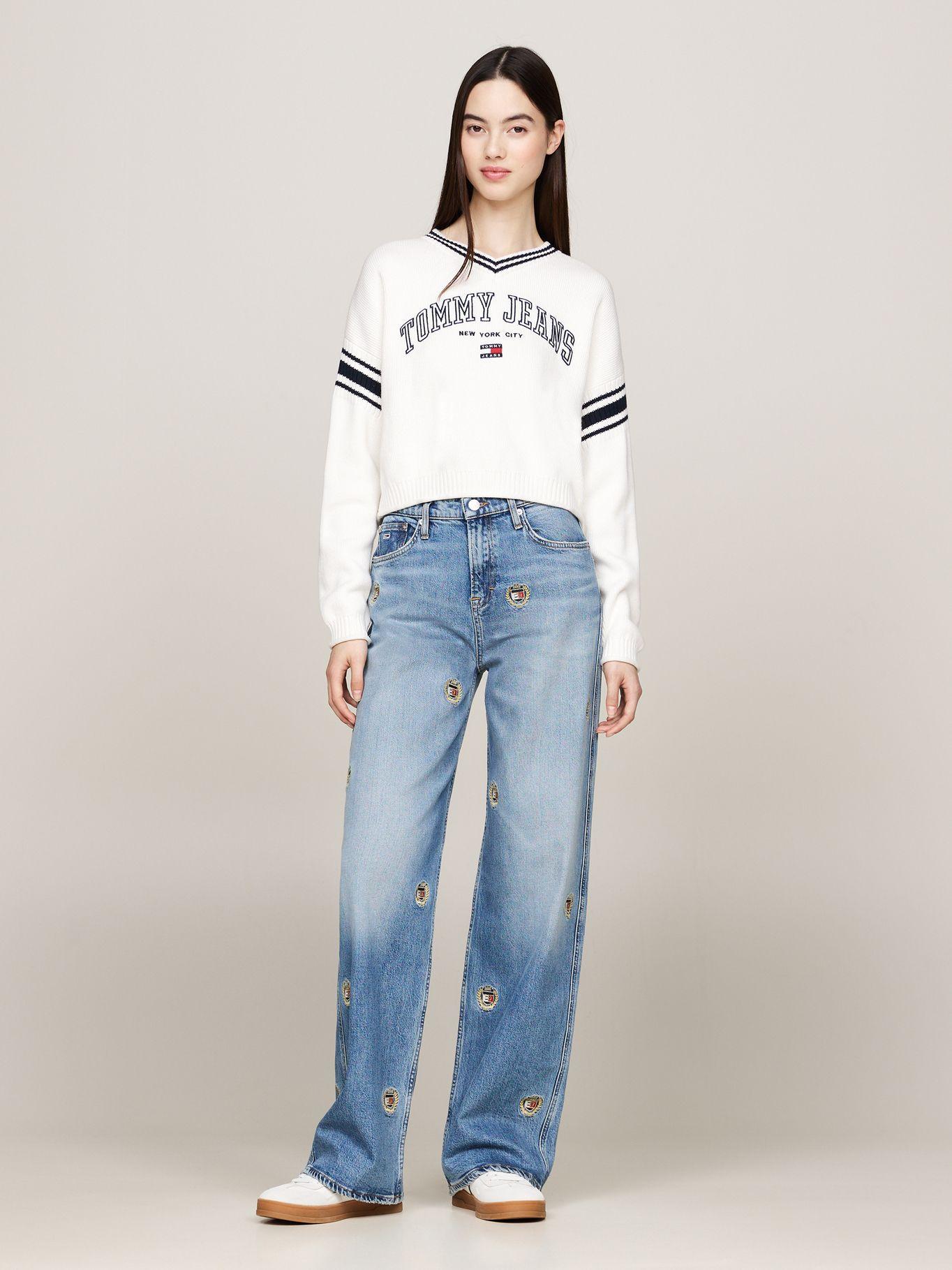 Sweater Cropped Varsity Logo Blanco Tommy Hilfiger-1