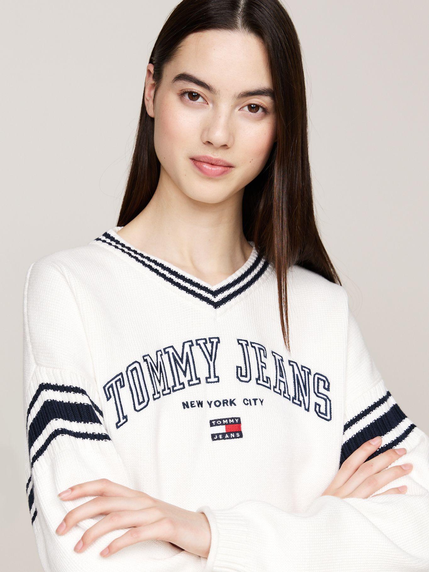 Sweater Cropped Varsity Logo Blanco Tommy Hilfiger-3