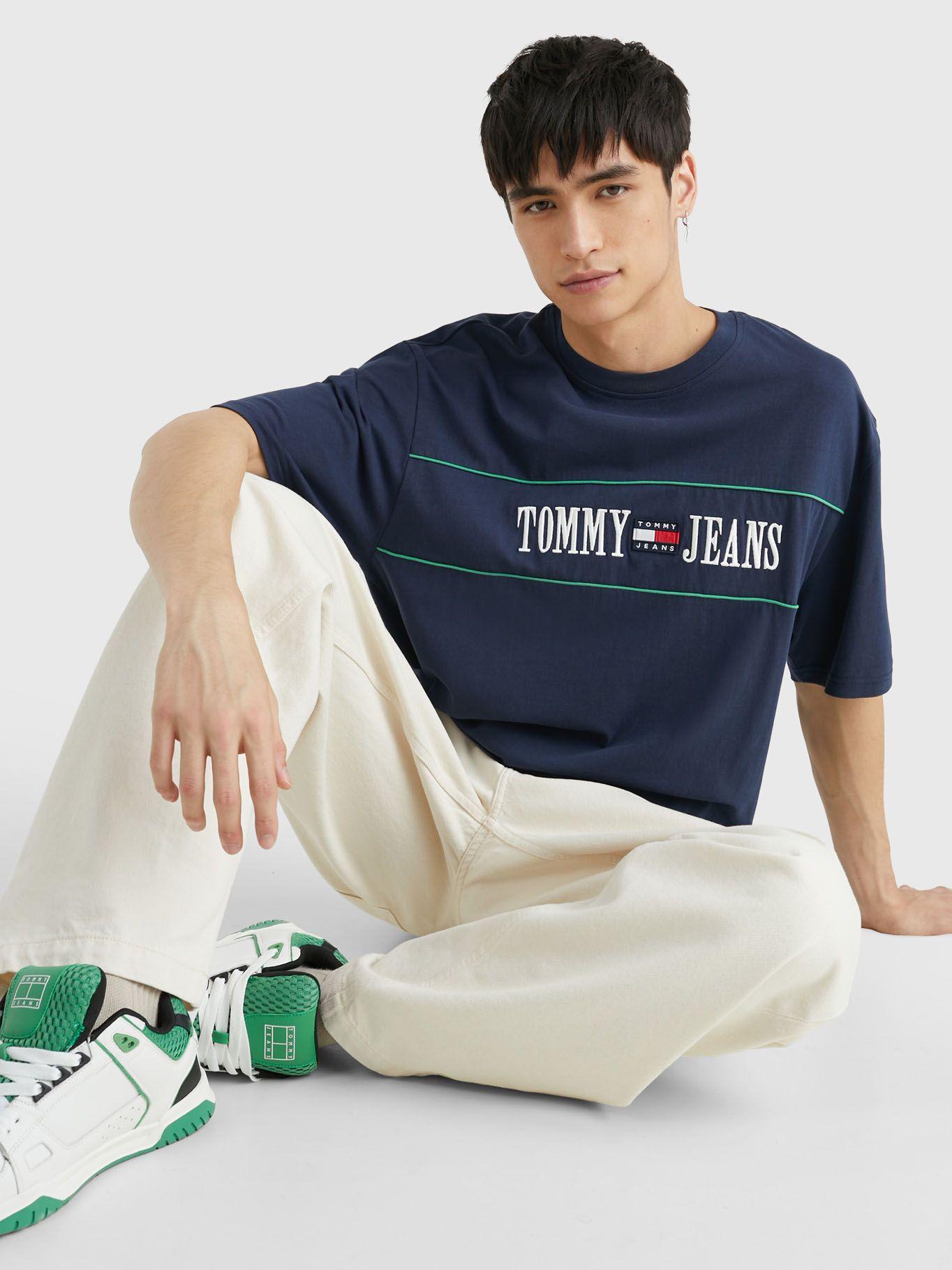 Polera Archive Con Parche Azul Tommy Jeans-3