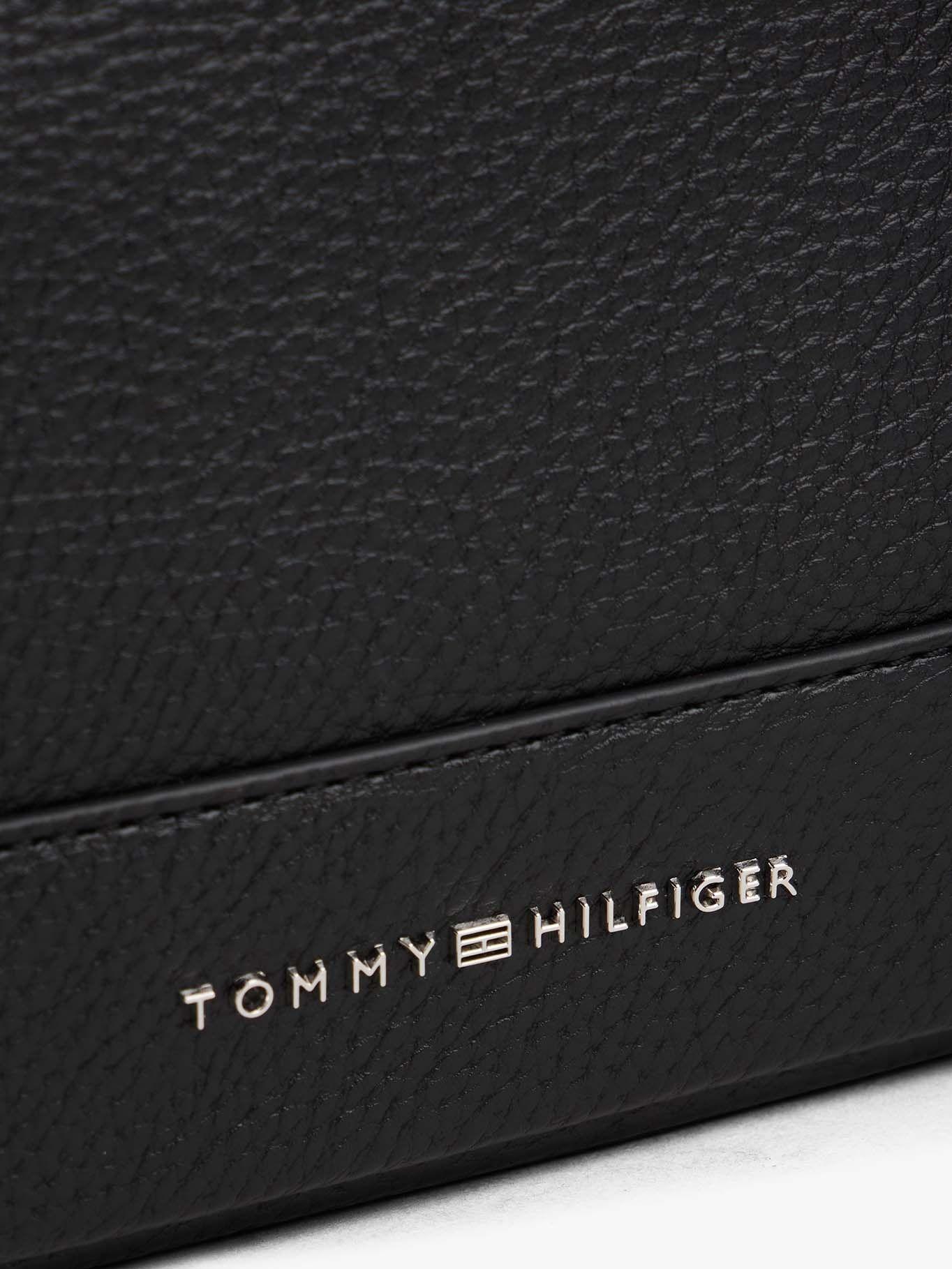 Bolso Reporter Acabado Granulado Negro Tommy Hilfiger-4