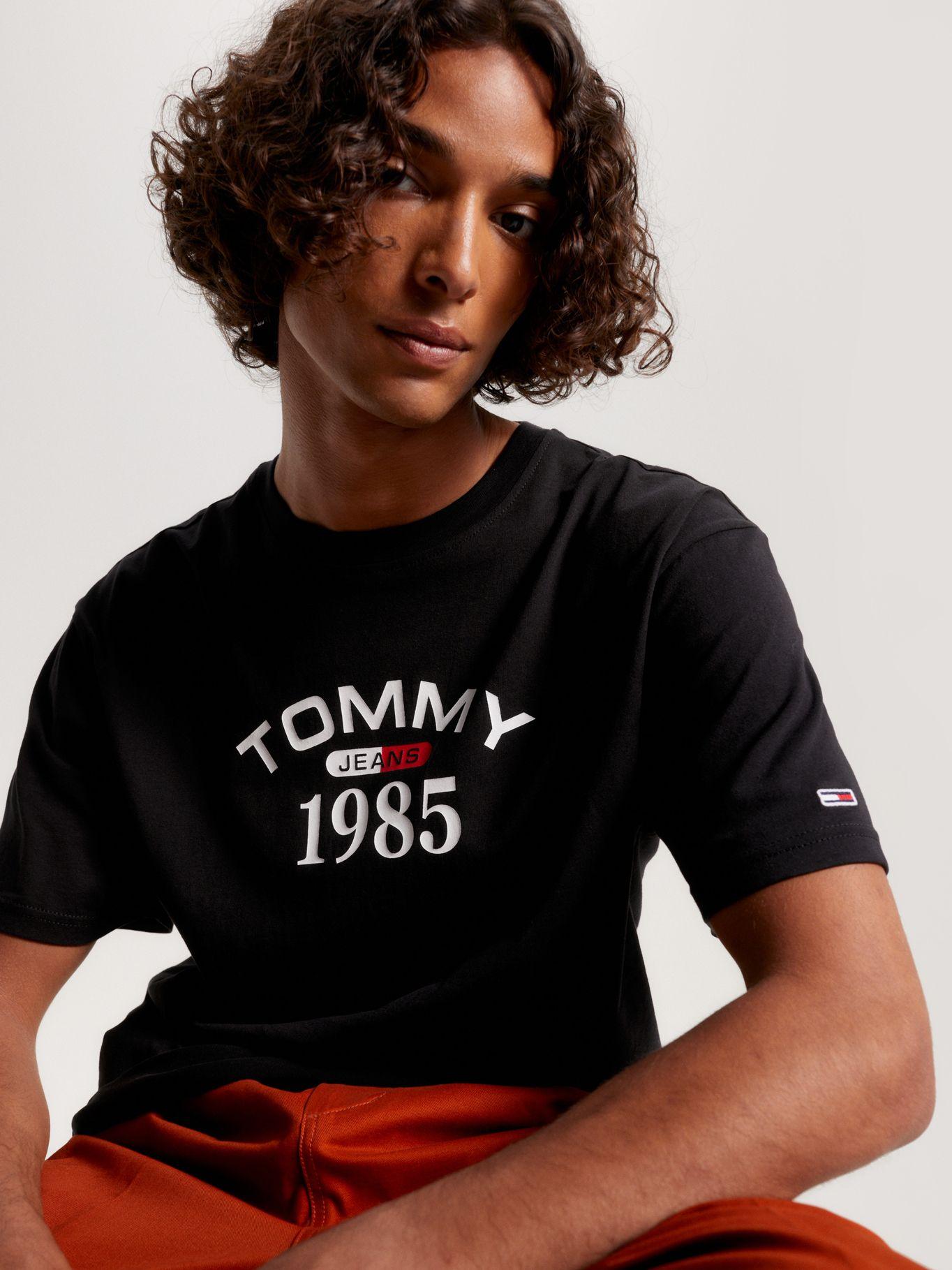 Polera Classic 1985 Curved Negro Tommy Jeans-3