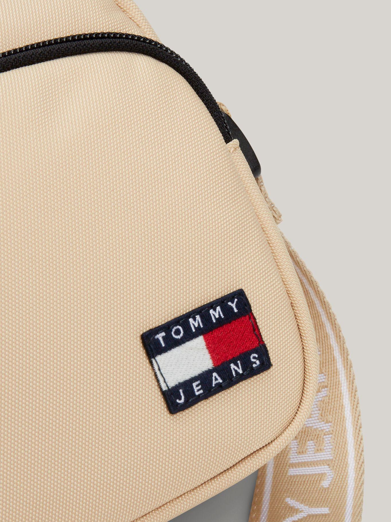 Bandolera Essential Con Logo Beige Tommy Hilfiger-2