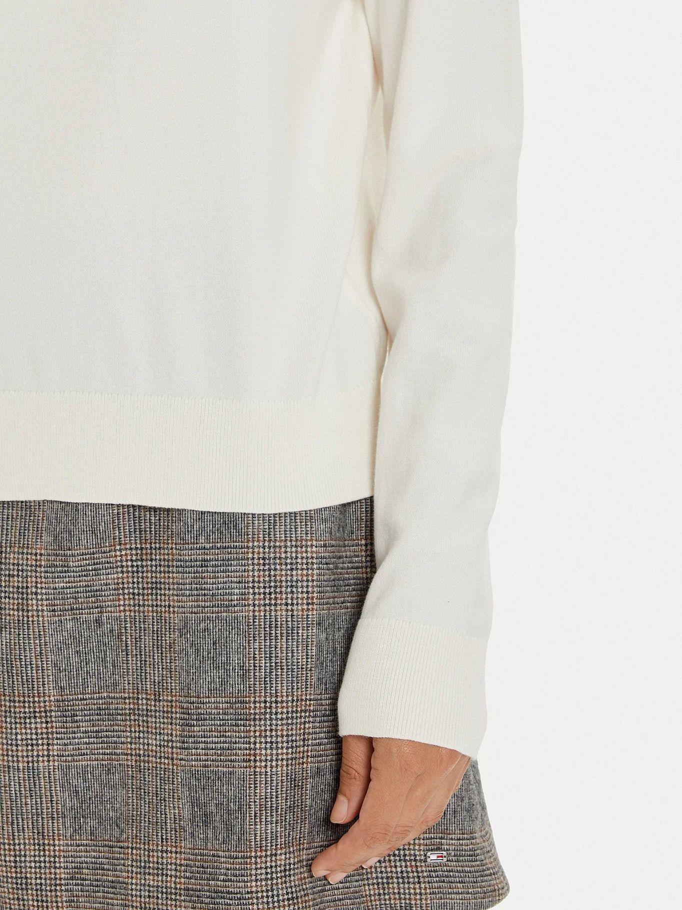 Sweater De Cuello Alto Con Logo Blanco Tommy Hilfiger-3