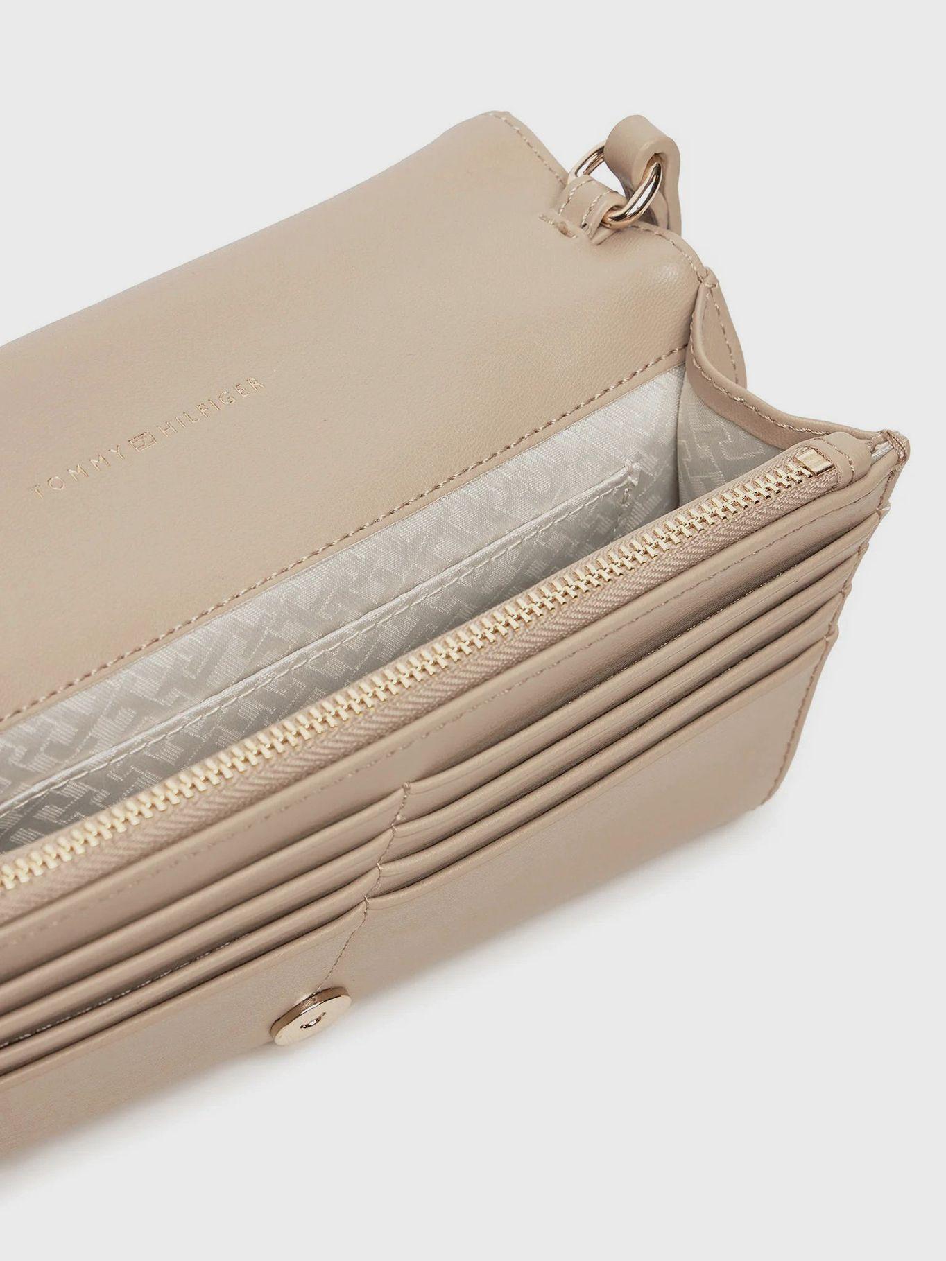 Bandolera Refined Con Acolchada Beige Tommy Hilfiger-3