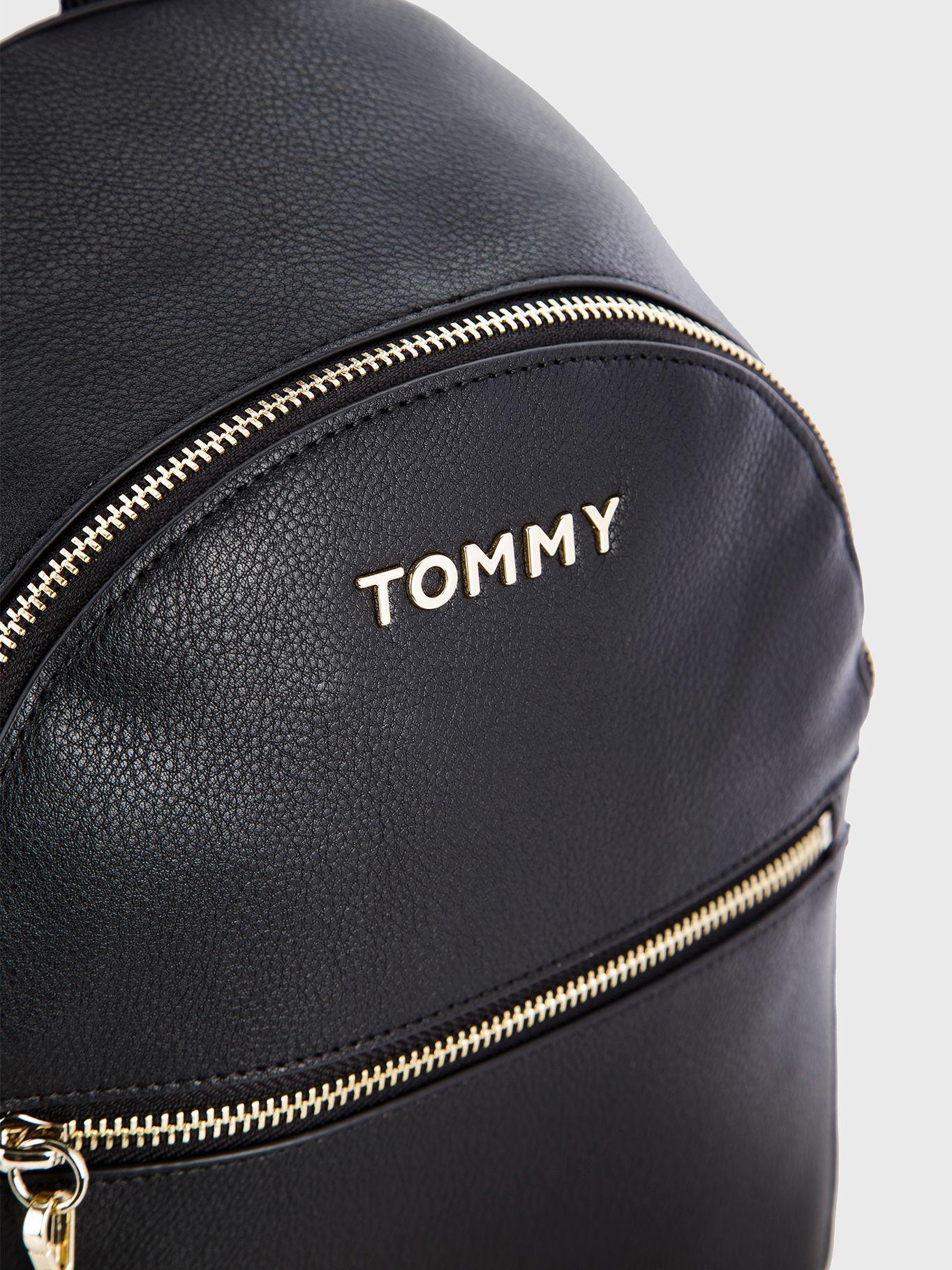 Mochila Im Day Charm Negro Tommy Hilfiger M2-2