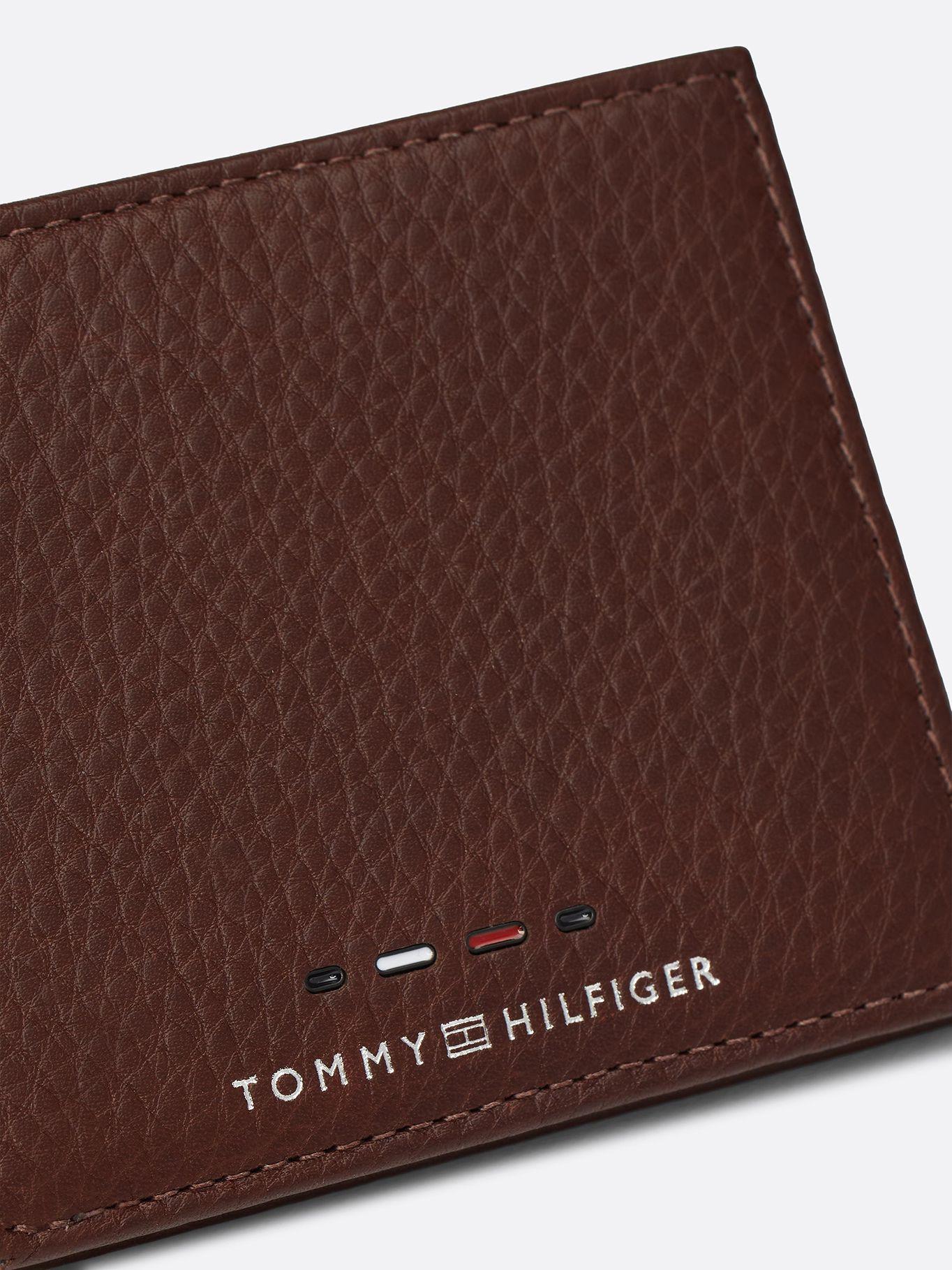 Billetera Premium Solid De Cuero Café Tommy Hilfiger-2