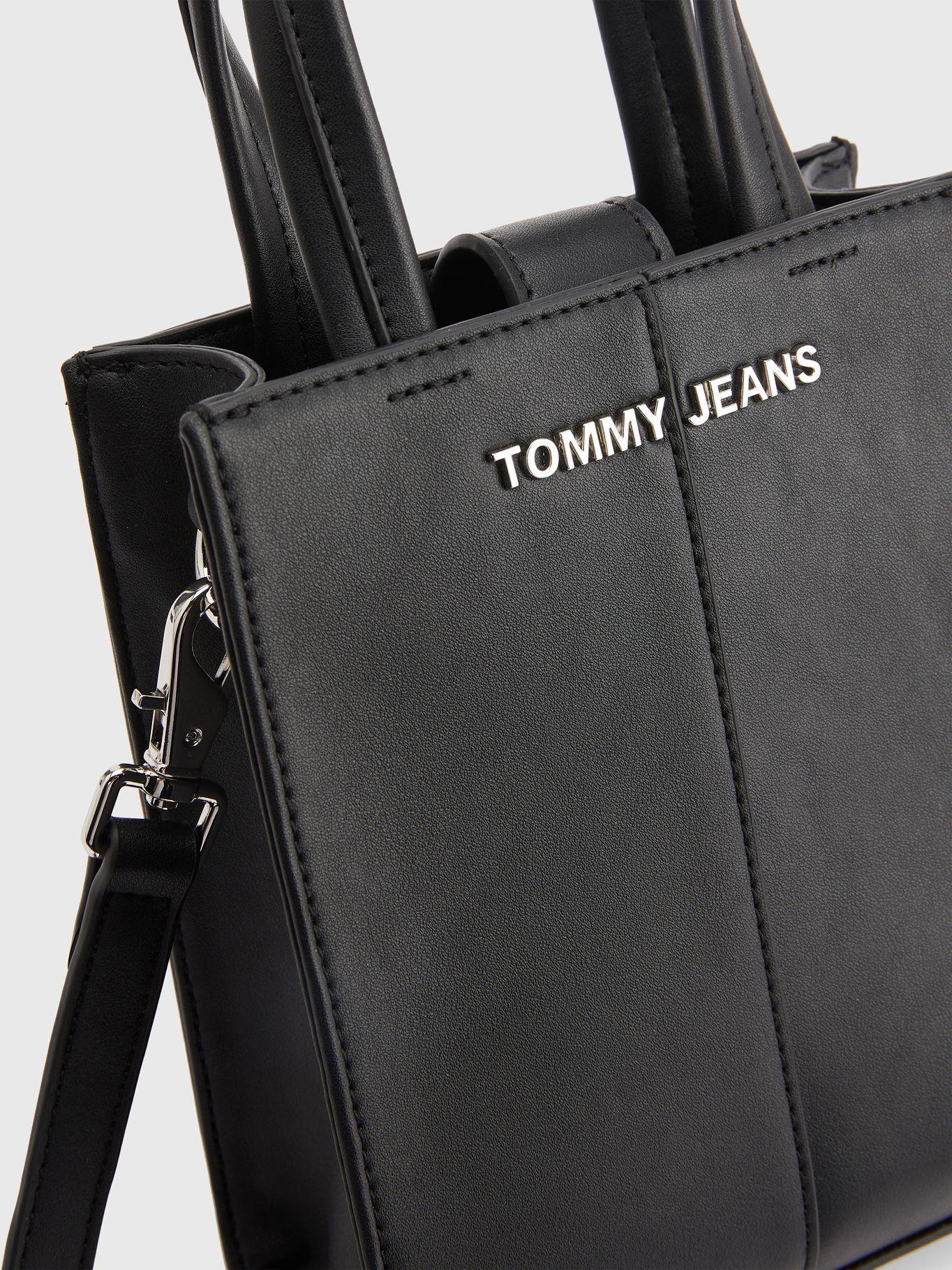 Bolso Crossover Con Logo Negro Tommy Hilfiger-2