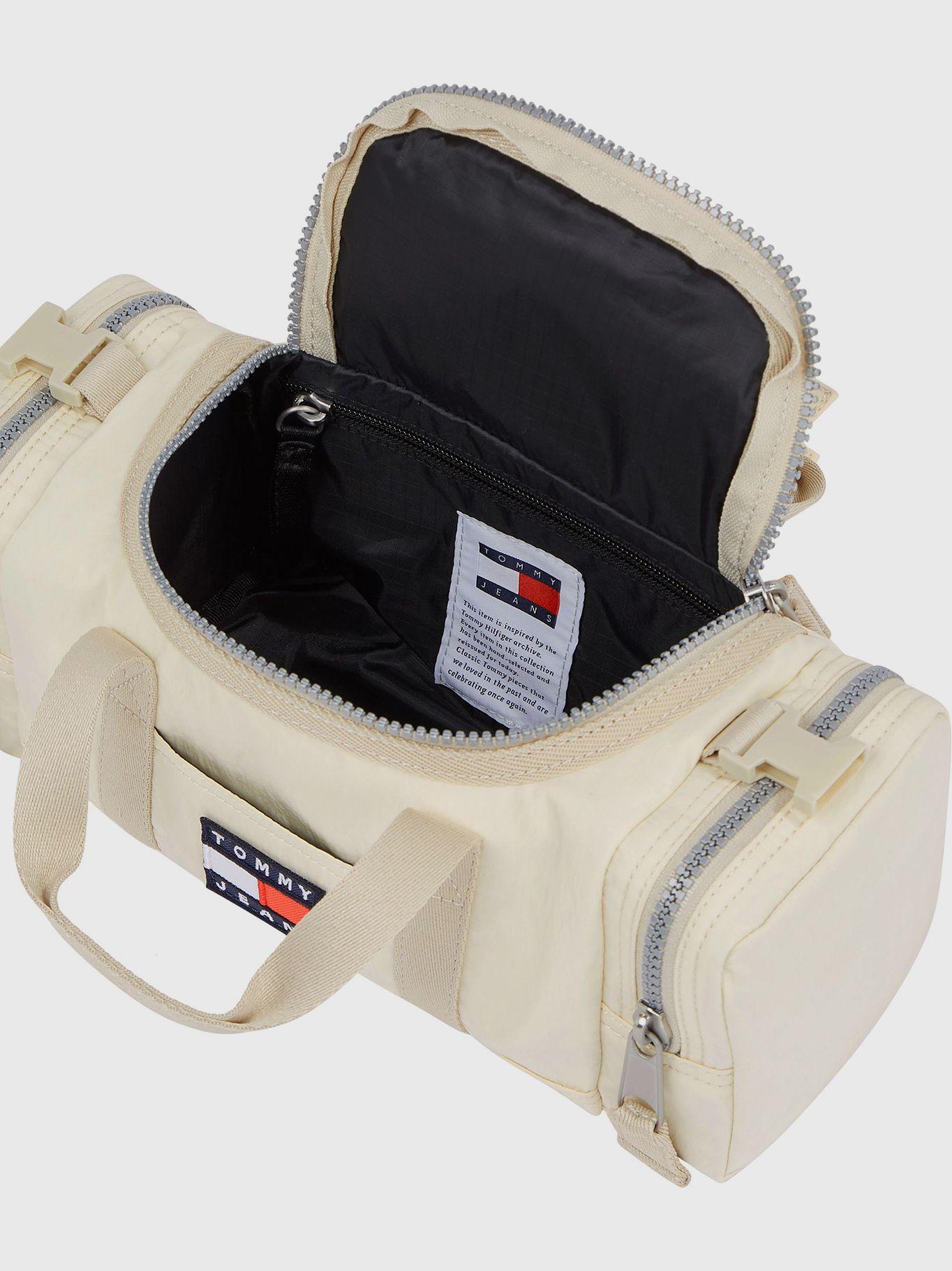 Bolso Mini Duffle Con Logo Beige Tommy Hilfiger-2