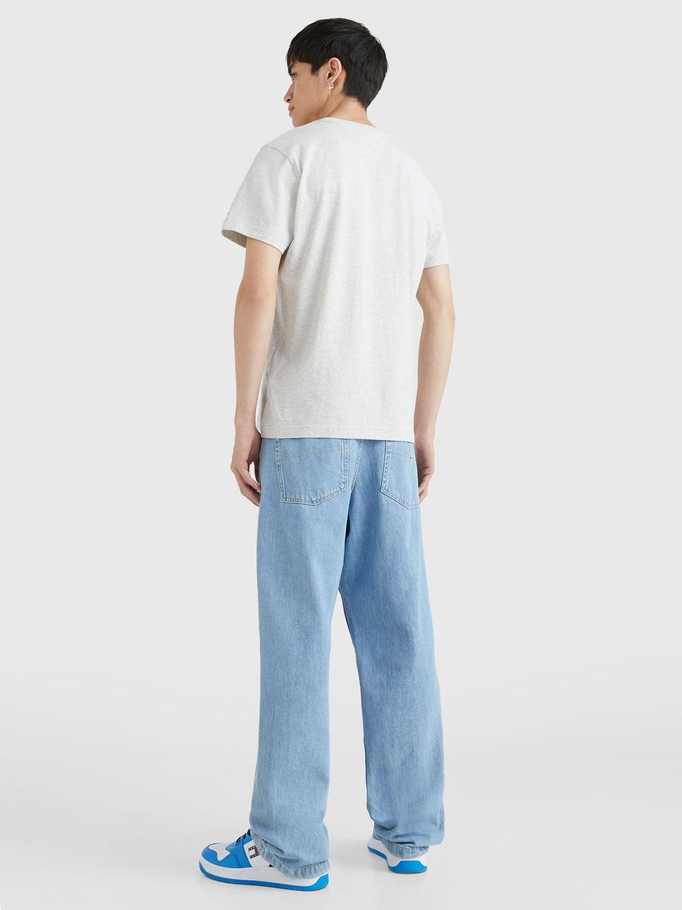 Polera Regular Modern Con Logo Gris Tommy Jeans-2