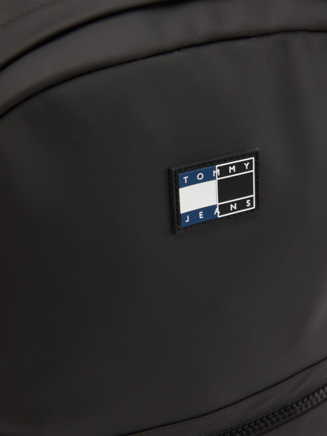 Mochila College Essential Negro Tommy Hilfiger-3