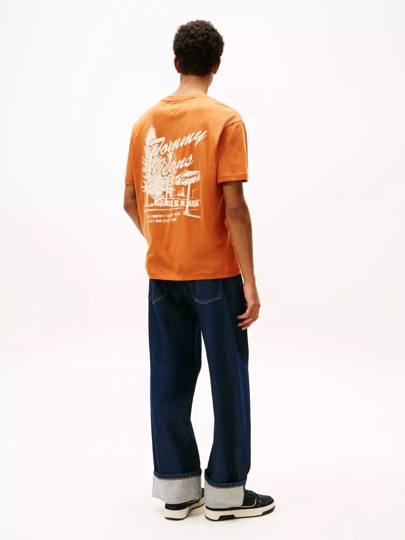 Polera Relaxed Fit Novelty Logo Naranja Tommy Jeans-2
