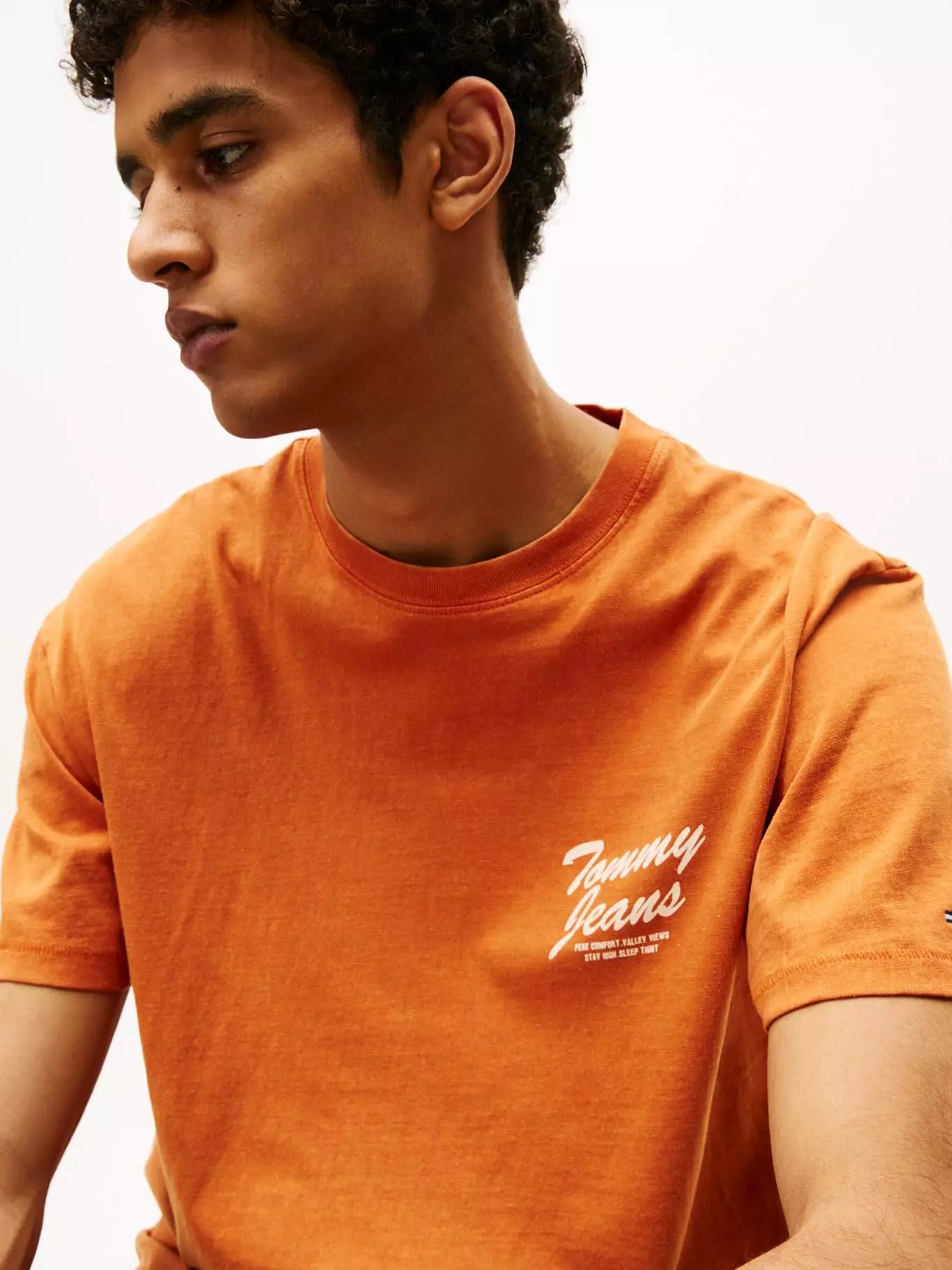 Polera Relaxed Fit Novelty Logo Naranja Tommy Jeans-3