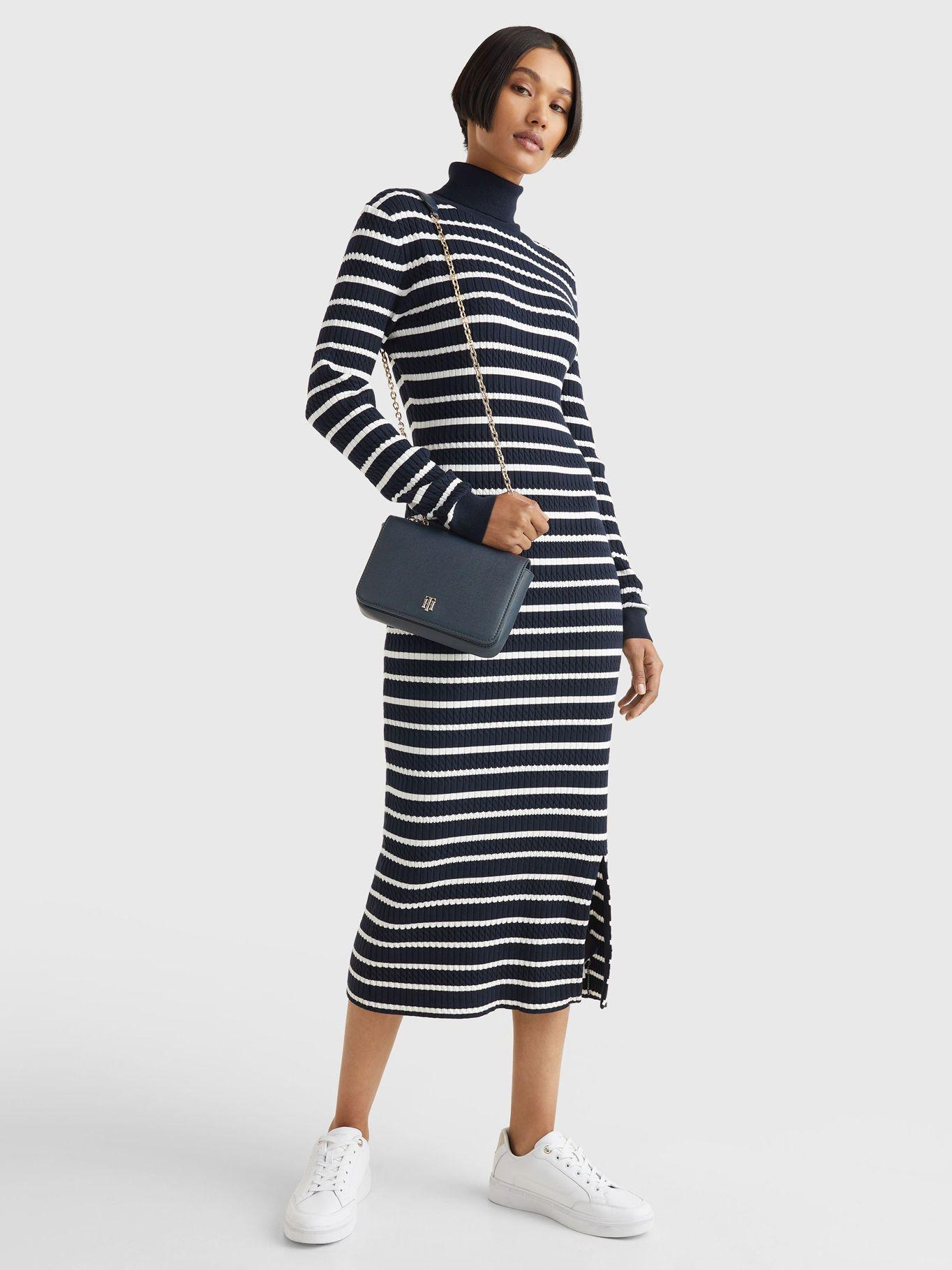 Cartera Timeless Chain Monogram Azul Tommy Hilfiger-4