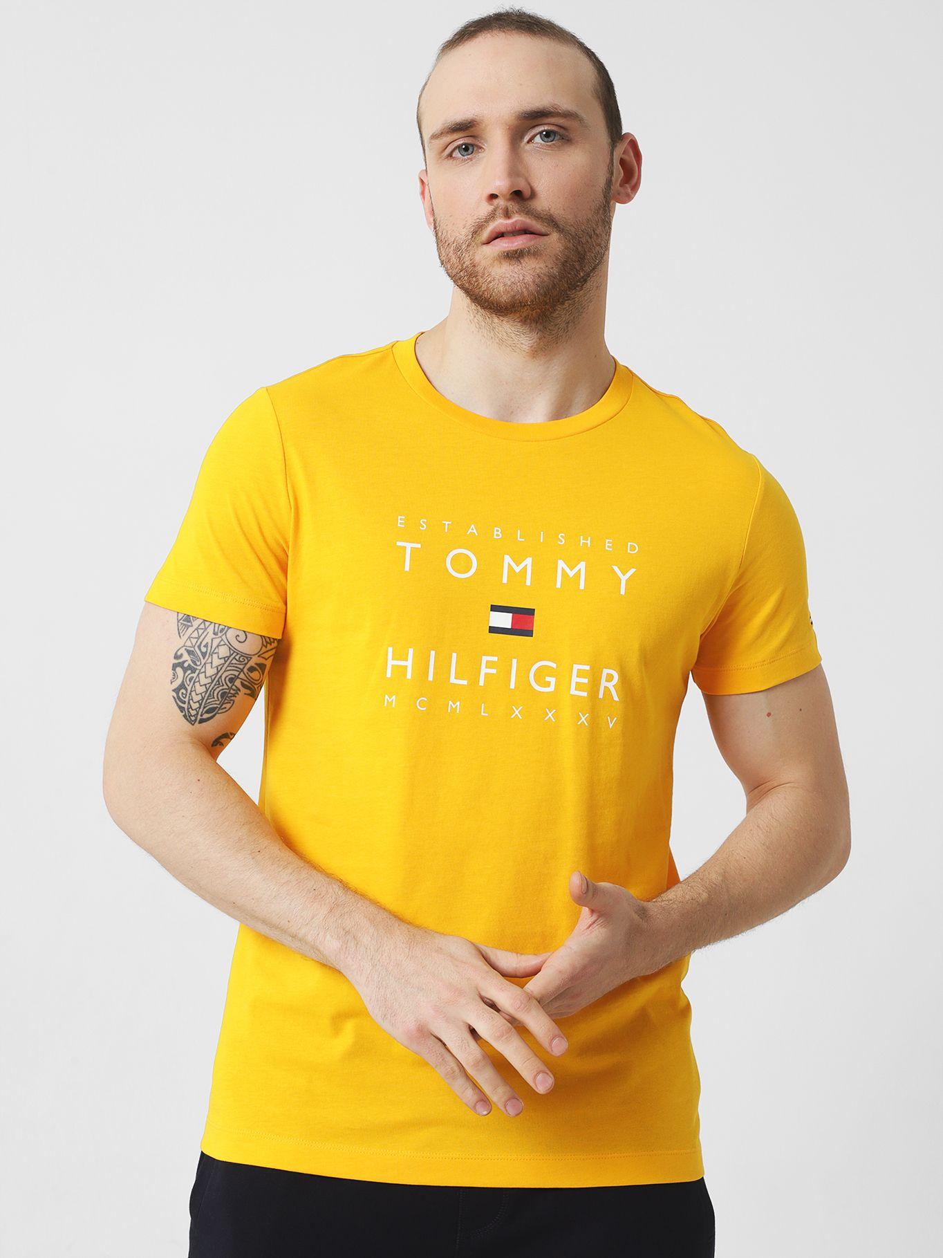 Polera Established Con Logo Amarillo Tommy Hilfiger-0