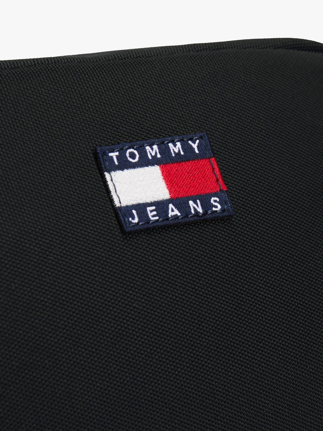 Bandolera Essential Logo SBD Negro Tommy Jeans-4