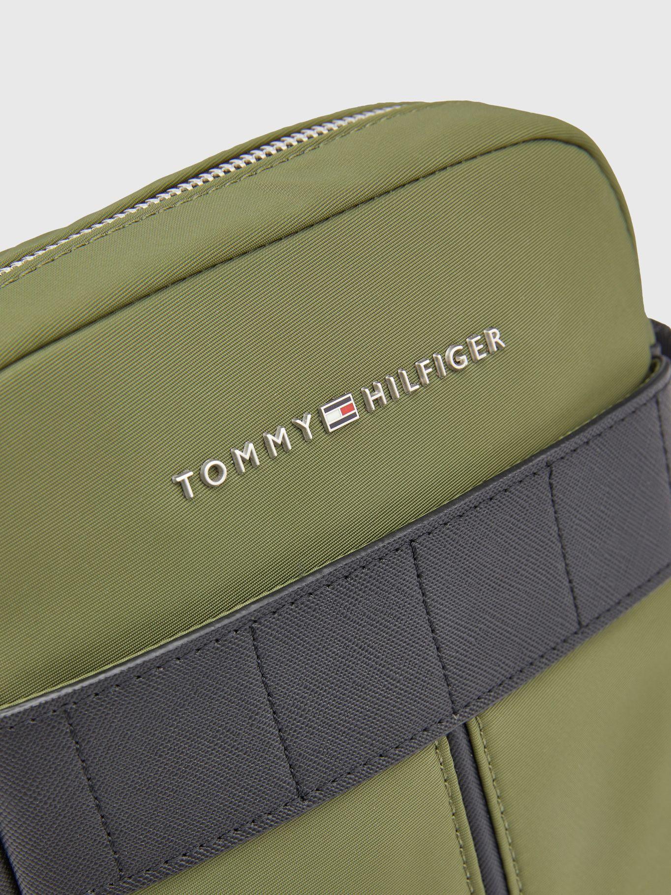 Bolso Mini Reporte Elevated Verde Tommy Hilfiger-2