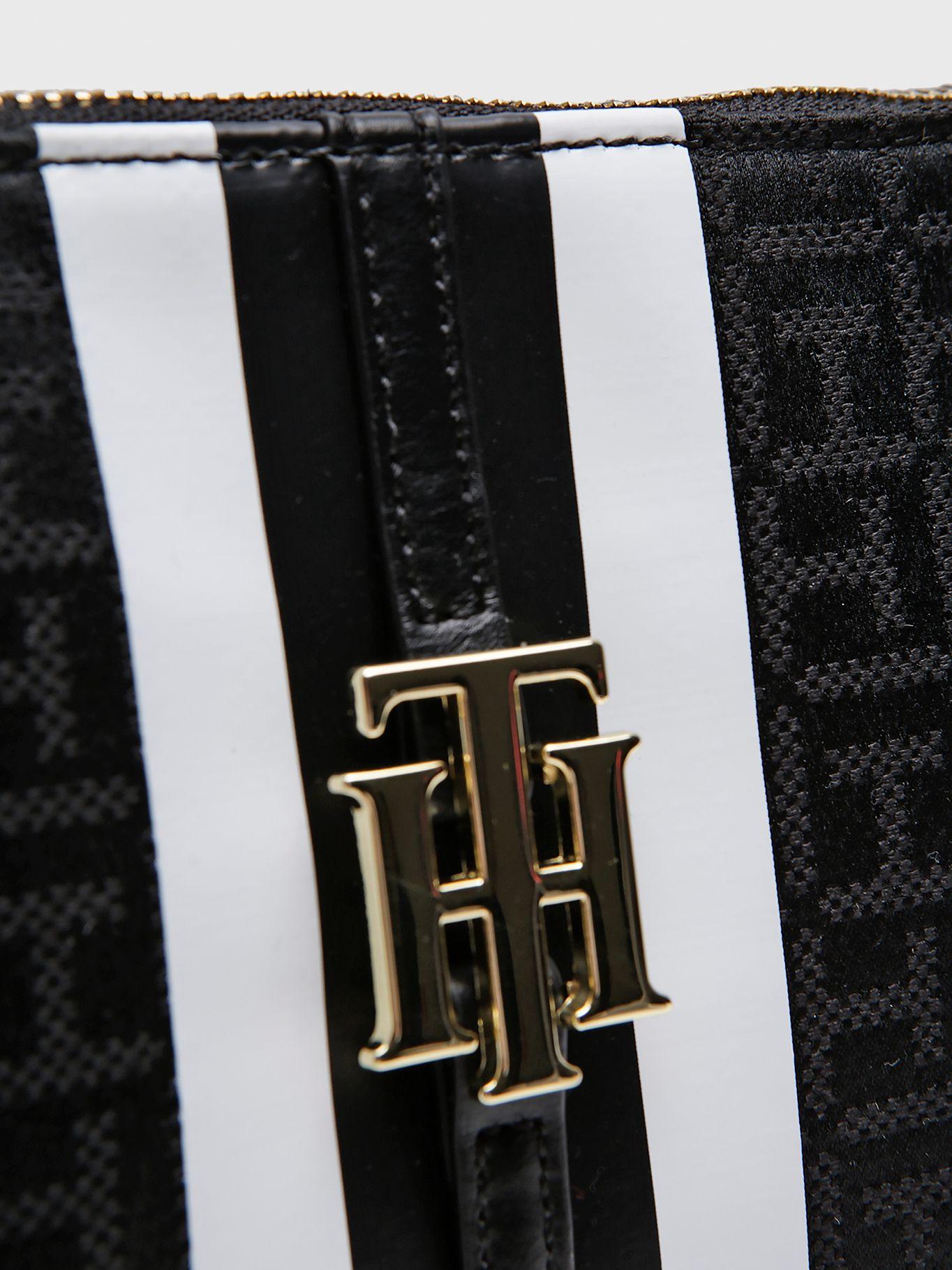 Bandolera Con Diseño Jacquard Negro Tommy Hilfiger-4