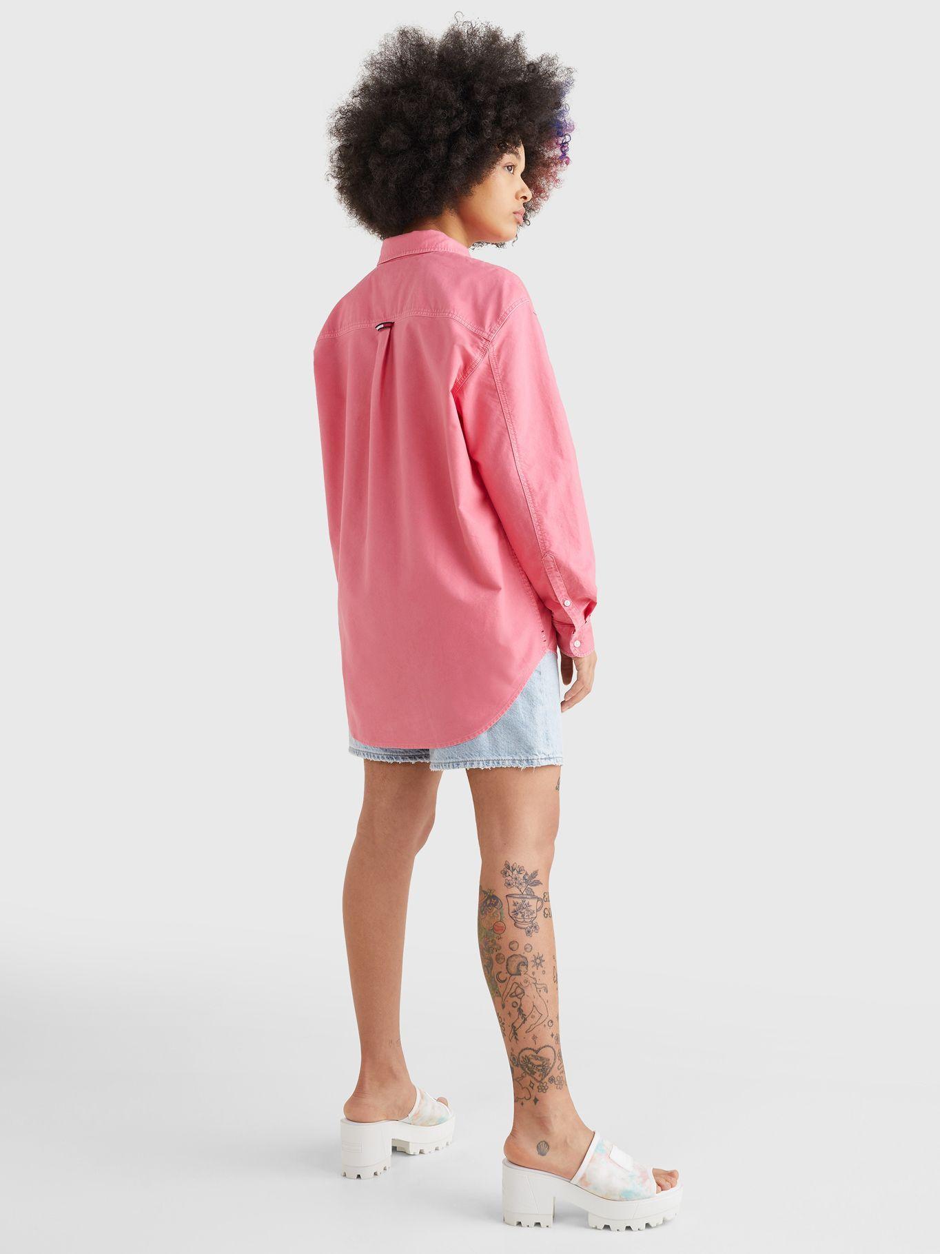 Camisa Boyfriend Fit Con Logo Rosado Tommy Hilfiger-1