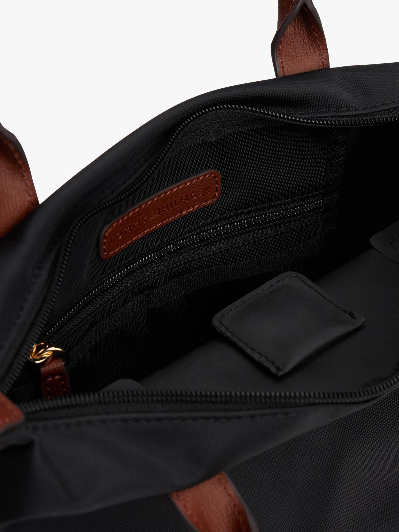 Tote Popette Con Logo Negro Tommy Hilfiger-3