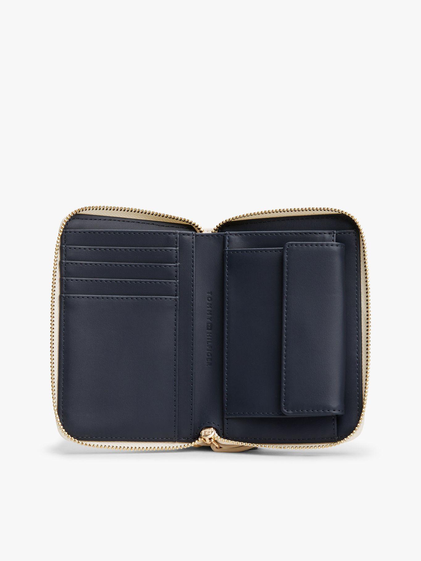 Billetera Feminine Acolchada Blanco Tommy Hilfiger-2