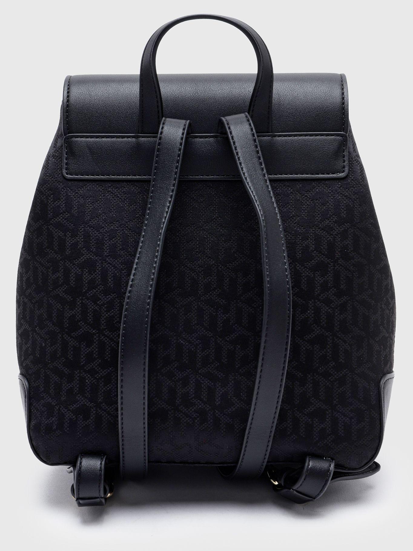 Mochila Flap Monogram Negro Tommy Hilfiger-1