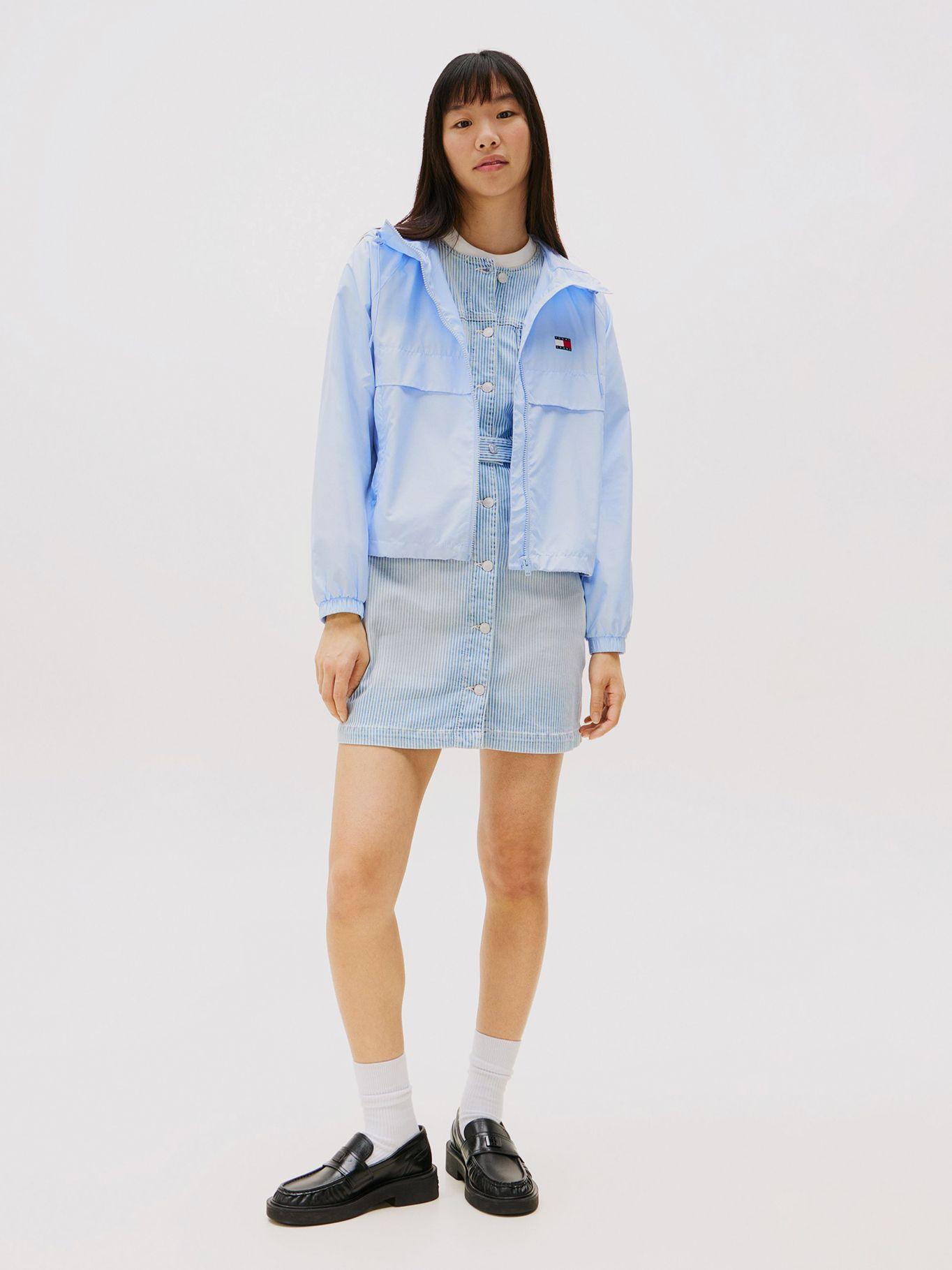 Chaqueta Cortavientos Con Parche Celeste Tommy Jeans-1