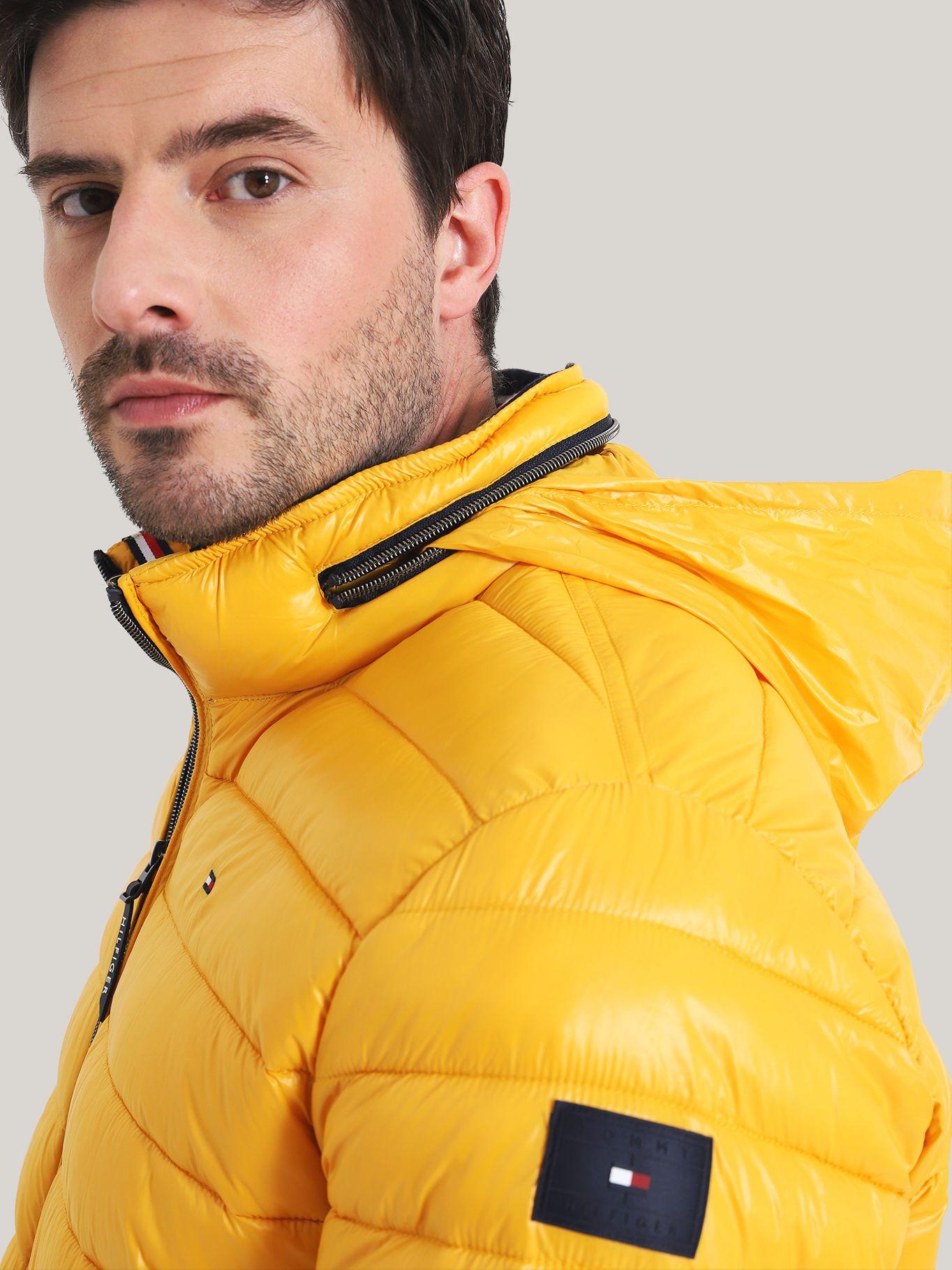 Parka Polished Con Logo Amarillo Tommy Hilfiger-4
