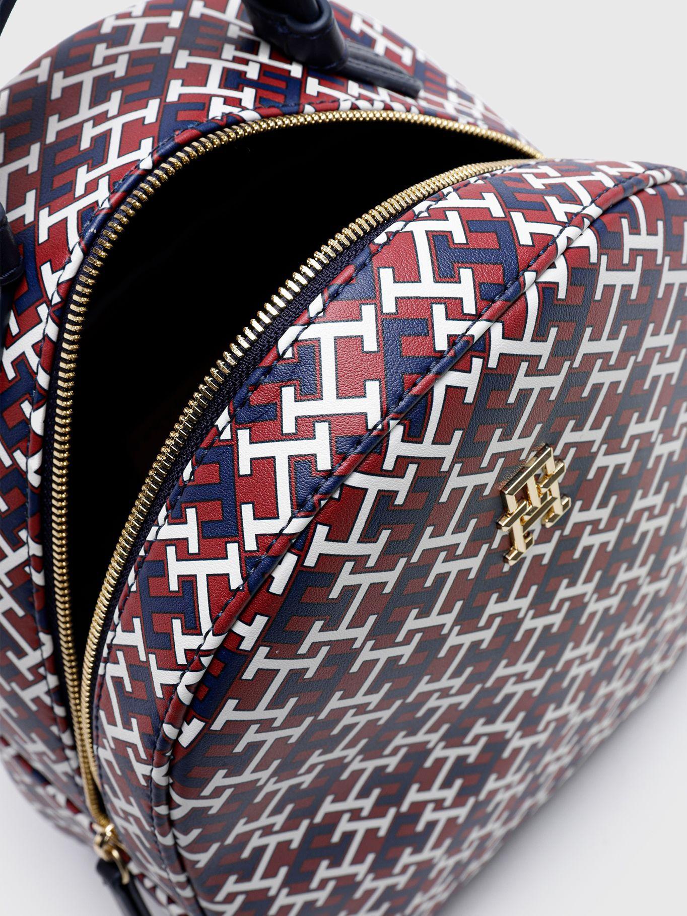 Mochila Dome Monogram Burdeo Tommy Hilfiger-4