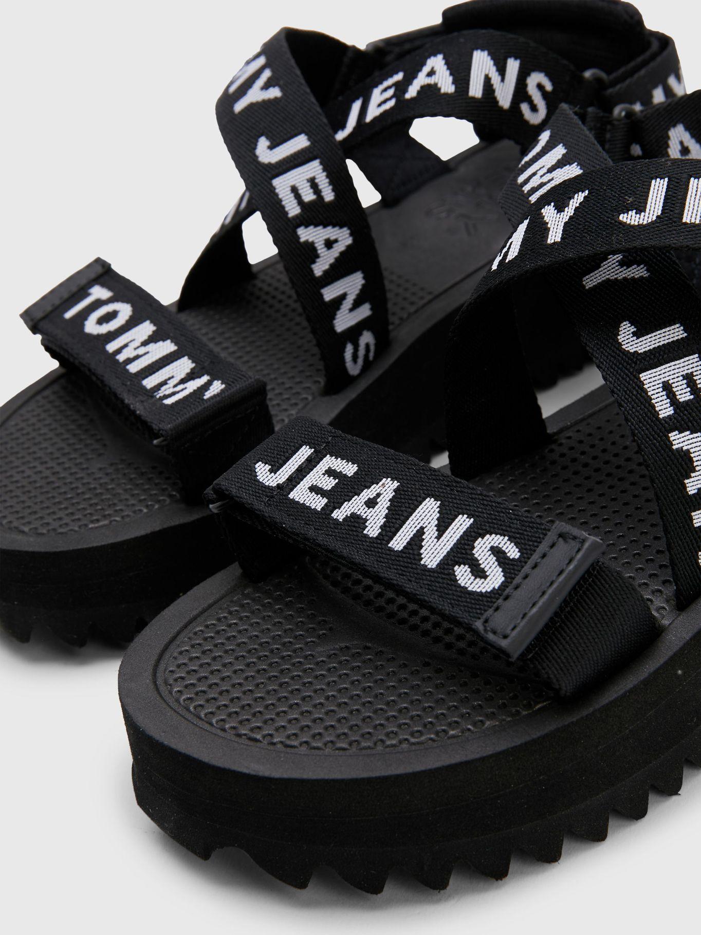 Sandalias Stripe Logo Negro Tommy Hilfiger M23-6