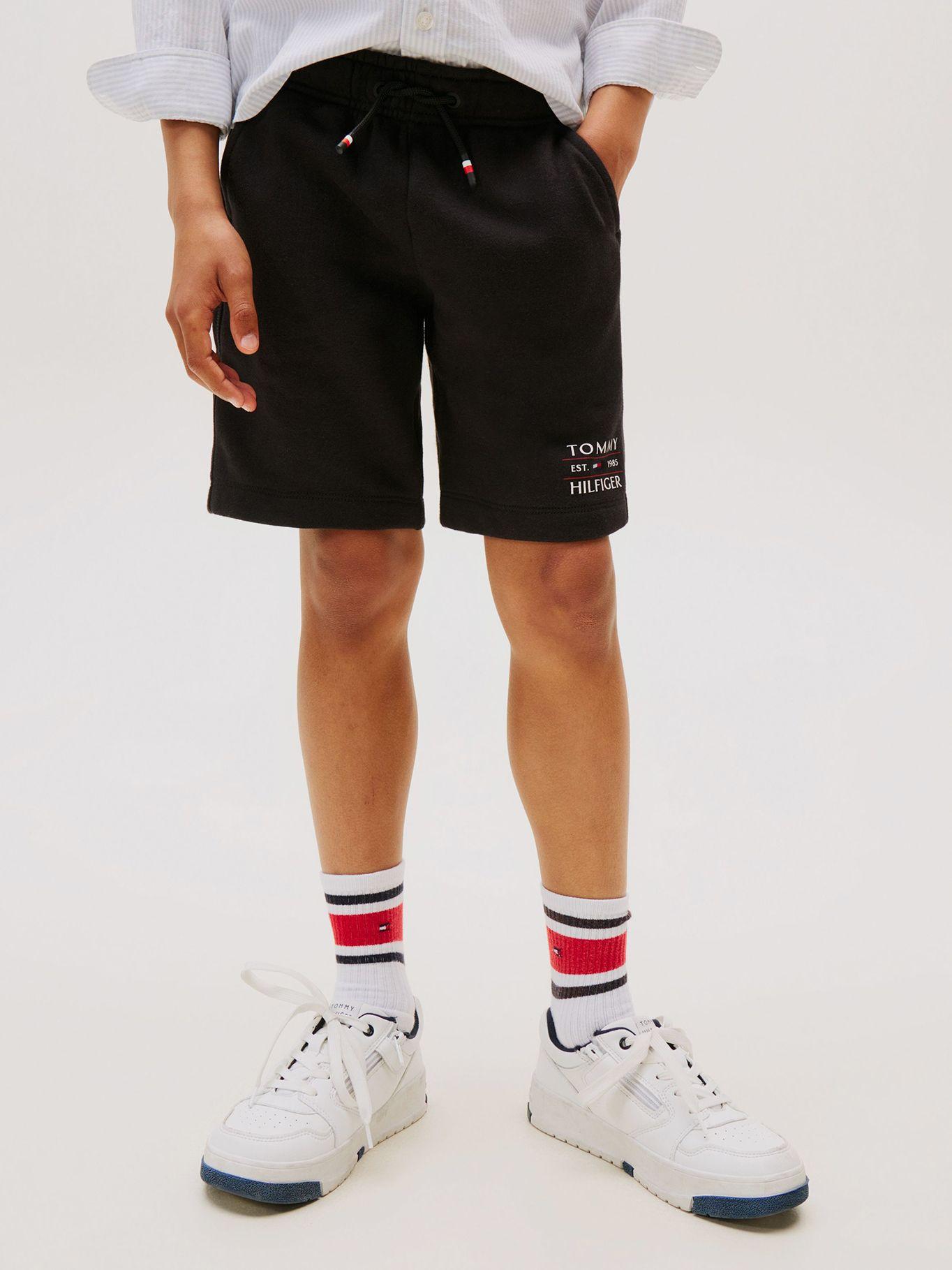 Short Con Logo Gráfico Negro Tommy Hilfiger-1