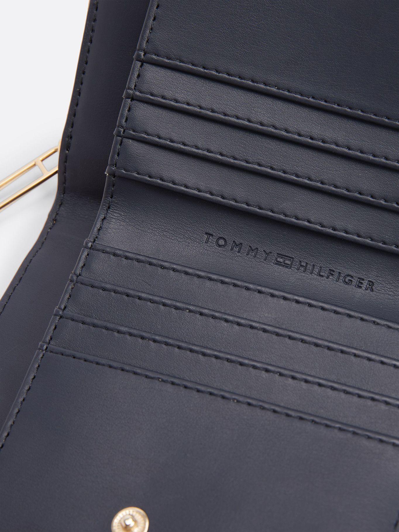 Billetera Soft Con Cierre RBC Beige Tommy Hilfiger-3