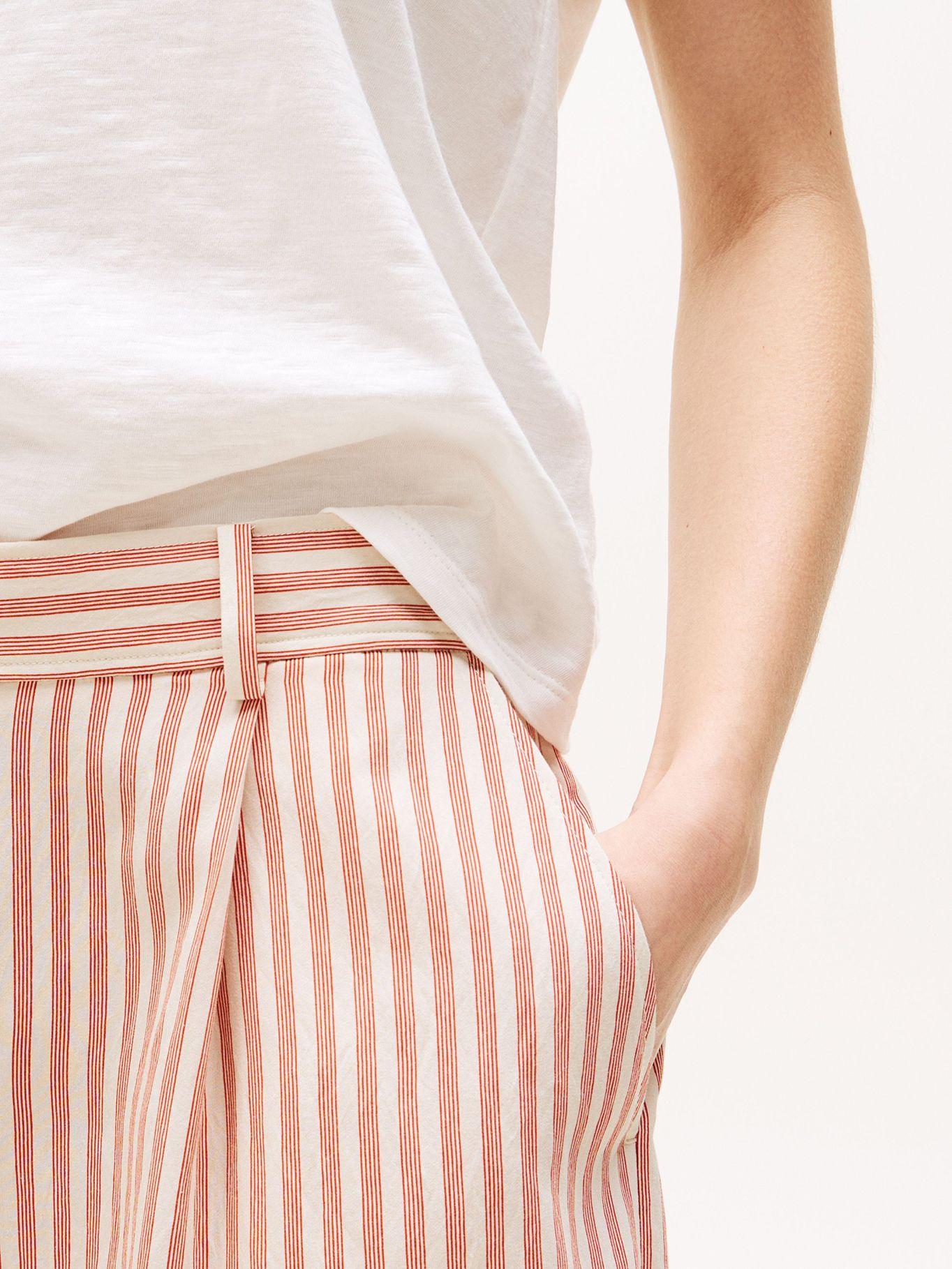 Polera Texturizada Con Logo Blanco YBL Tommy Hilfiger-3