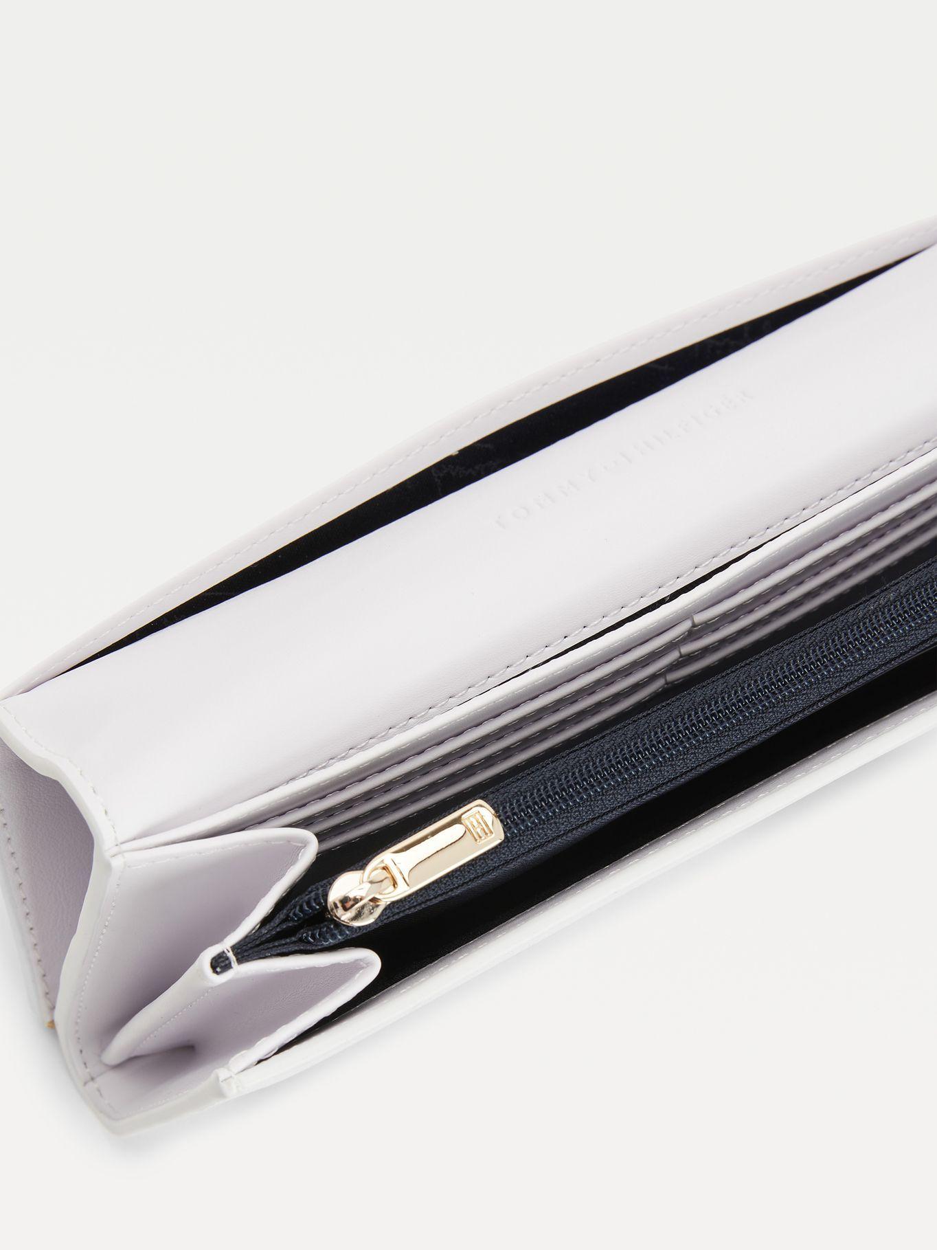Billetera Modern Flap Signature Blanco Tommy Hilfiger-2