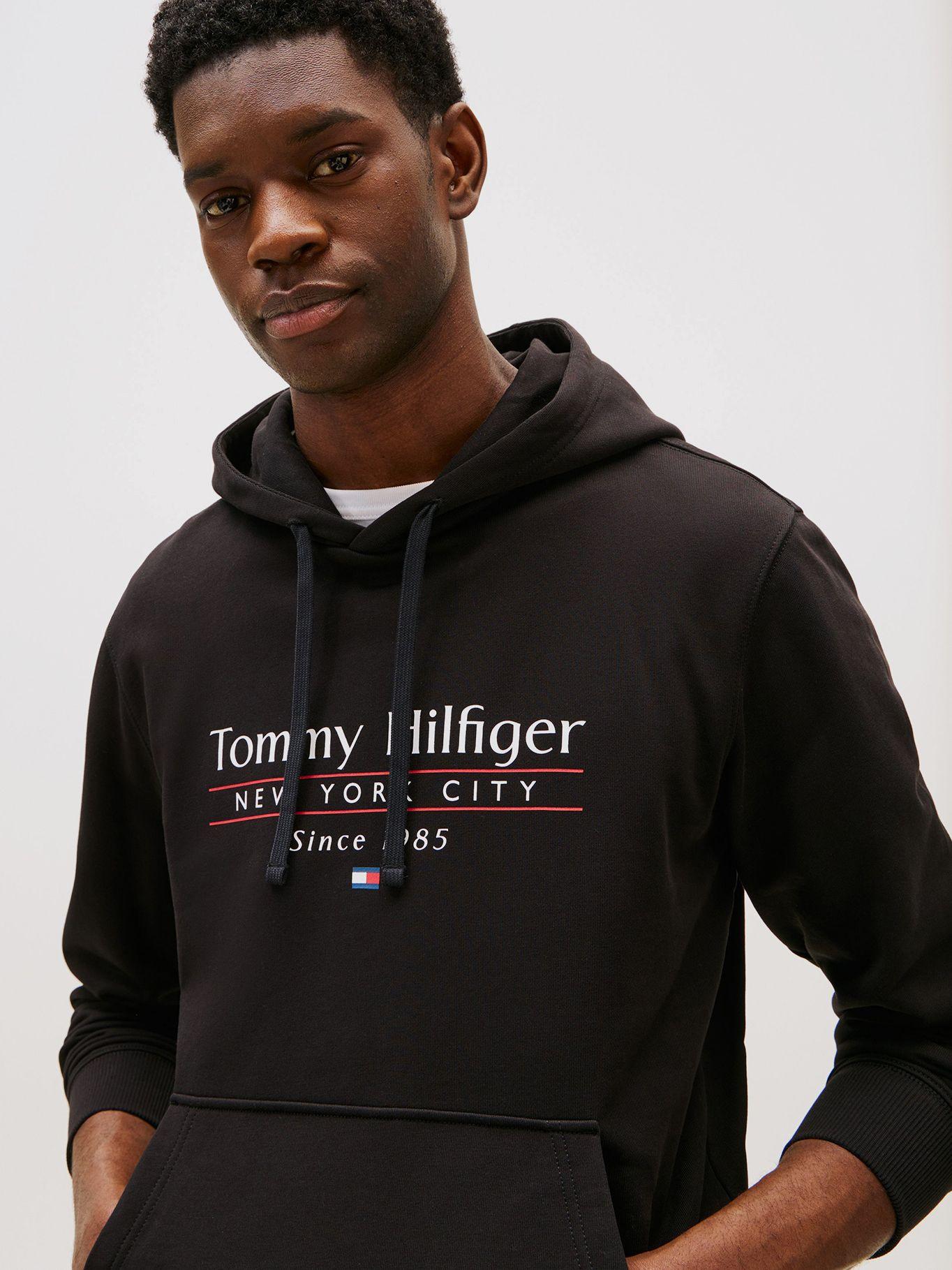 Polerón Hoodie Center Stack Logo Negro Tommy Hilfiger-3