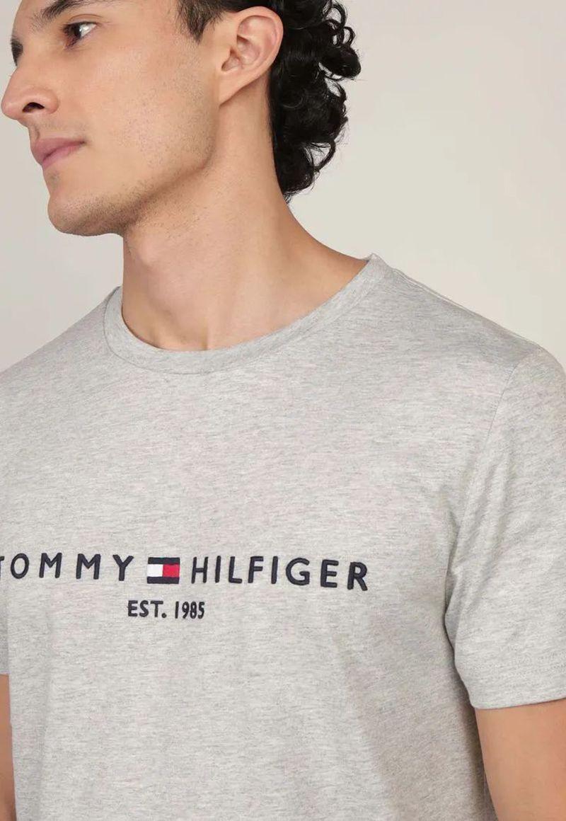 Polera Im Core Logo Slim Fit Gris Tommy Hilfiger-3