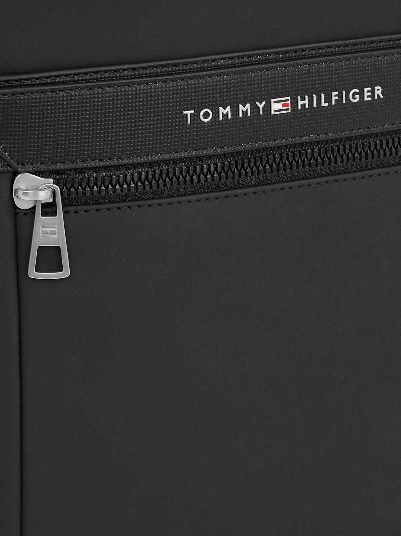 Bolso Crossover Casual Con Logo Negro Tommy Hilfiger-2