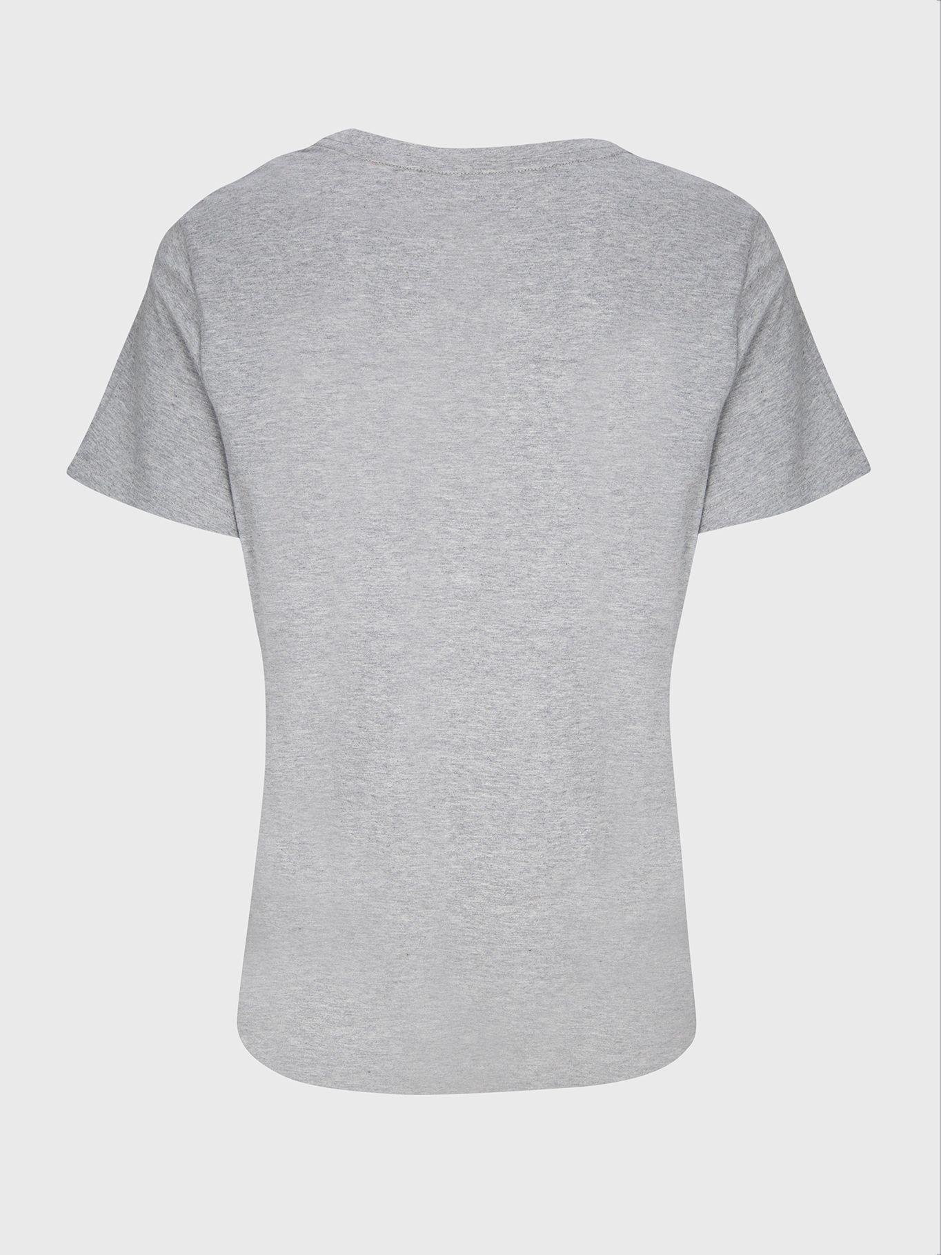 Polera Classics Flag Tonal Logo Gris Tommy Hilfiger-1