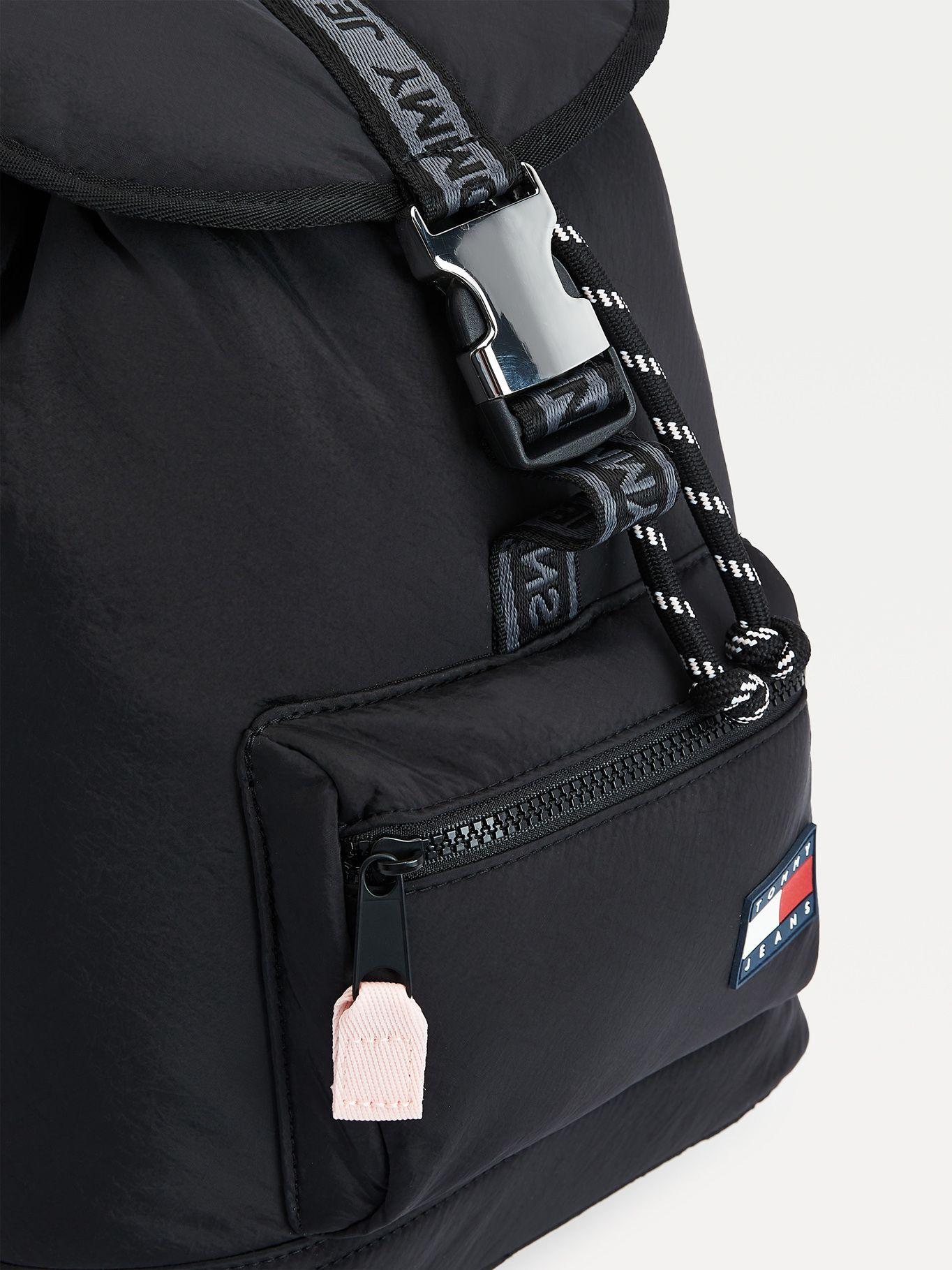 Mochila Classic Negro Tommy Hilfiger JN2-1