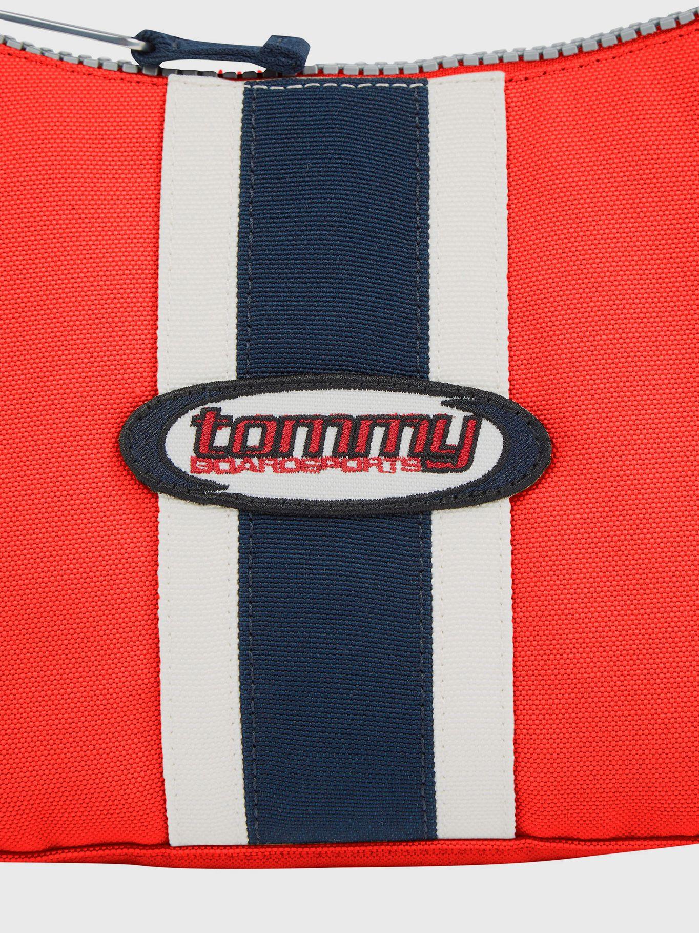 Cartera Heritage Con Logo Rojo Tommy Hilfiger-3