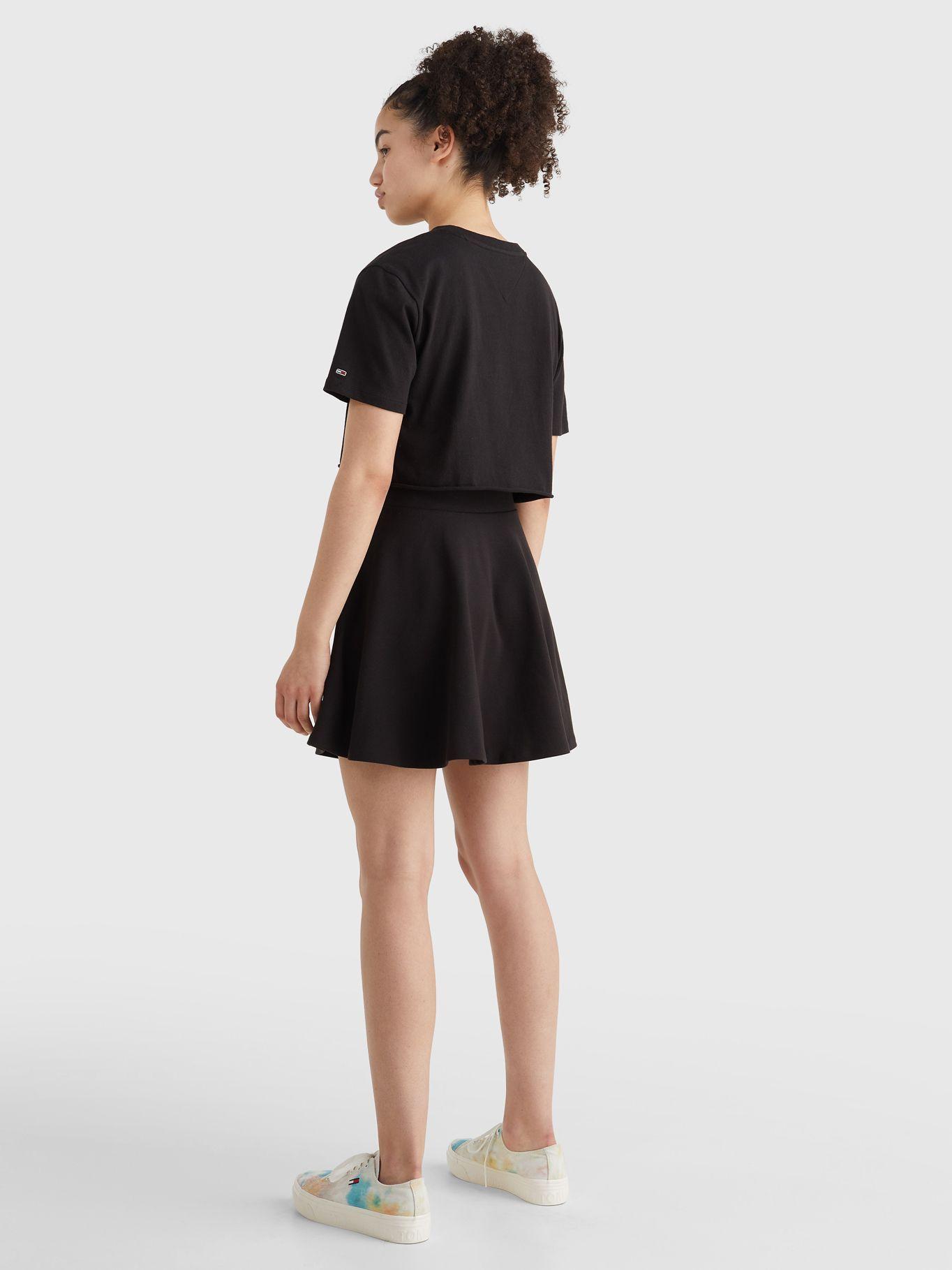 Polera Super Cropp Signature Negro Tommy Jeans JN2-1