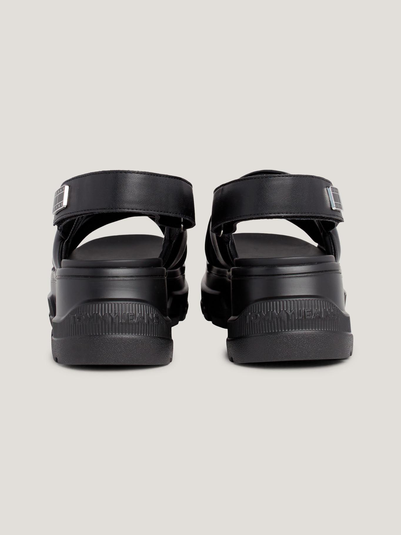 Sandalia Chunky City Negro Tommy Hilfiger-1