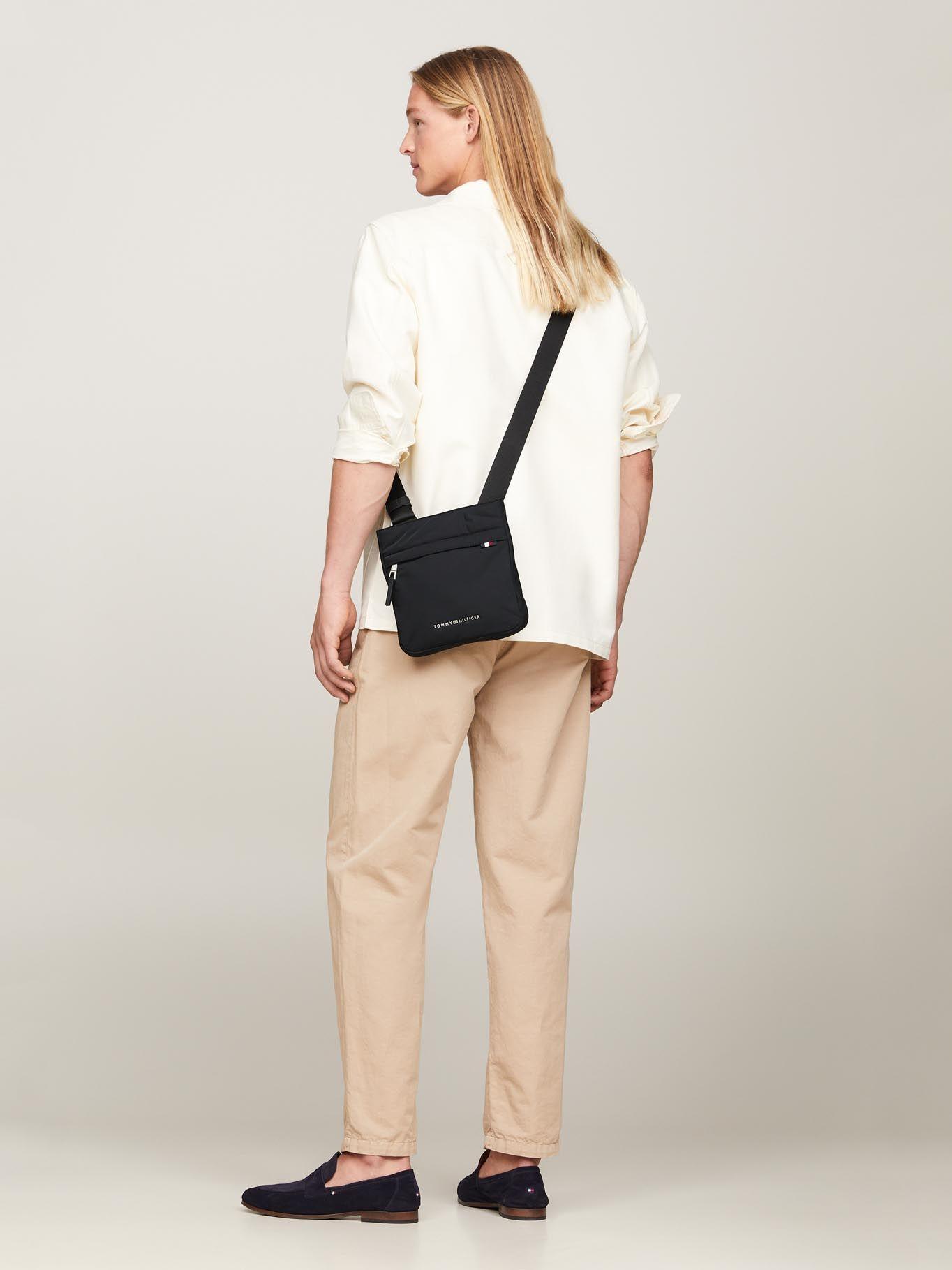 Bolso Signature Con Logo Negro Tommy Hilfiger-1