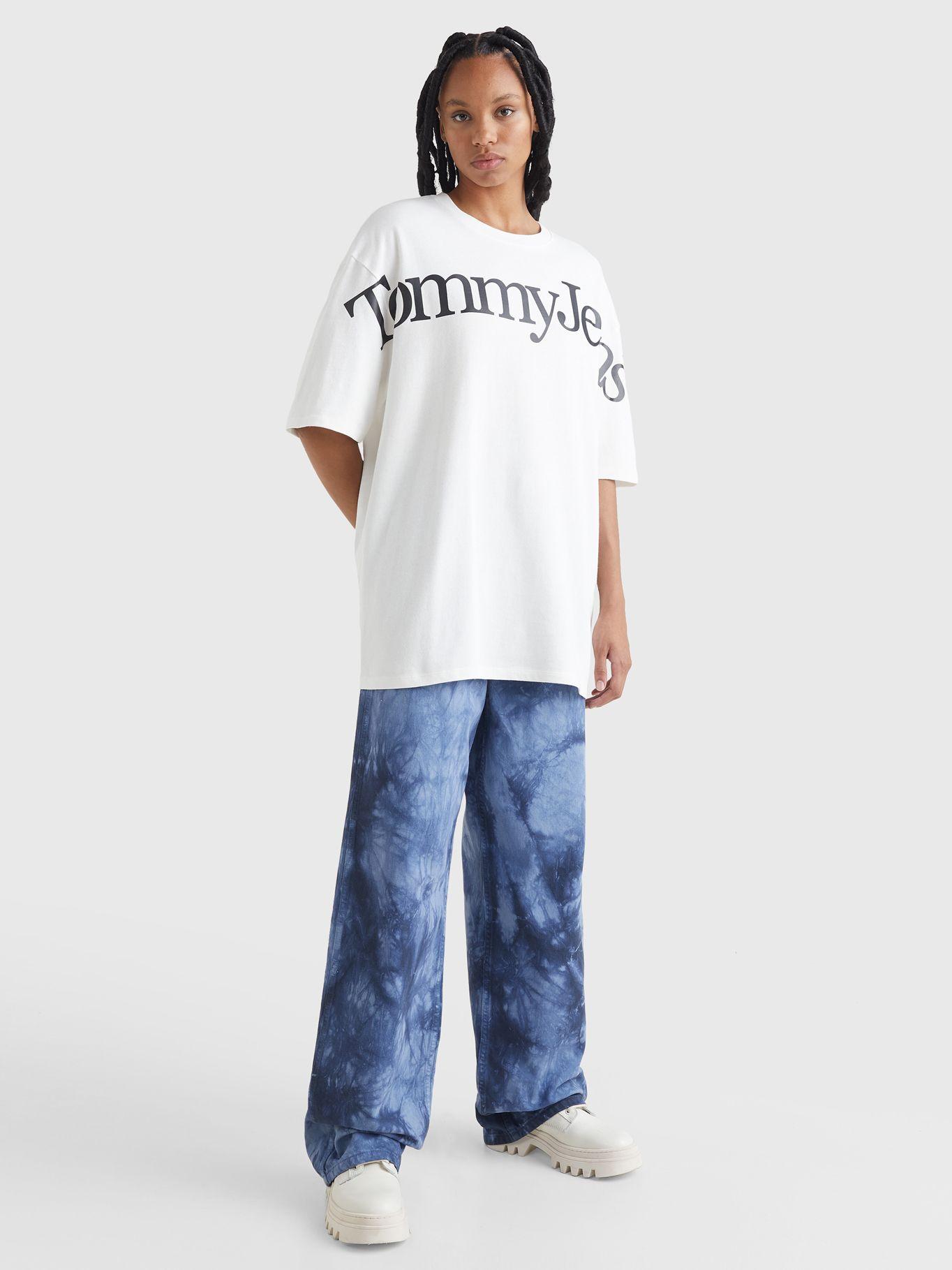 Polera Skater Lower Case Logo Blanco Tommy Jeans-1