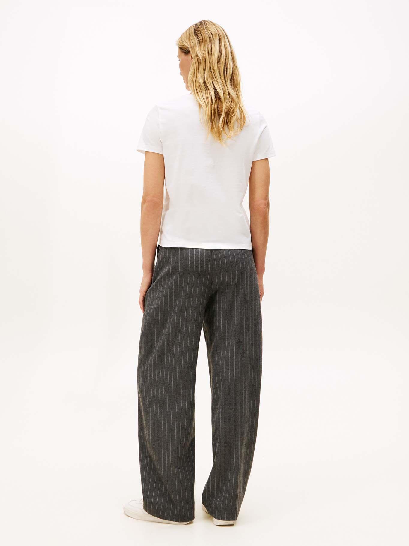 Polera Con Logo Texturizado Blanco Tommy Hilfiger-2