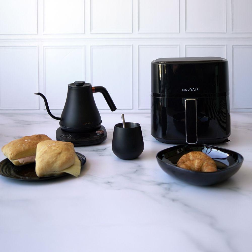 FREIDORA DE AIRE MOUVAIR CLEAR FRY + HERVIDOR INTELIGENTE MOUVAIR SWAN EN COLOR NEGRO-3