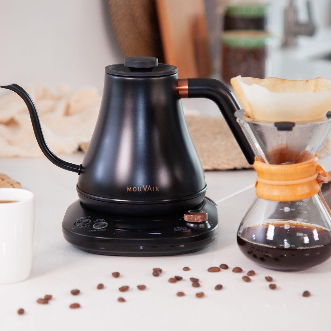 FREIDORA DE AIRE MOUVAIR CLEAR FRY + HERVIDOR INTELIGENTE MOUVAIR SWAN EN COLOR NEGRO-4