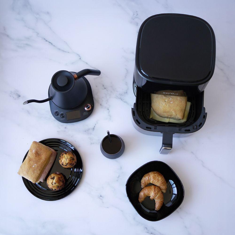 FREIDORA DE AIRE MOUVAIR CLEAR FRY + HERVIDOR INTELIGENTE MOUVAIR SWAN EN COLOR NEGRO-6