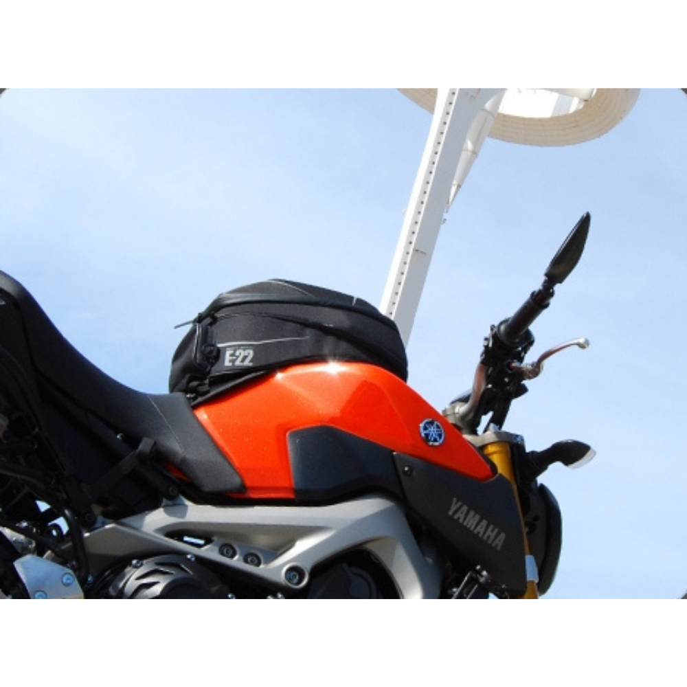 Shad Bolso Estanque 22 litros E22 + regalo funda tablet-6