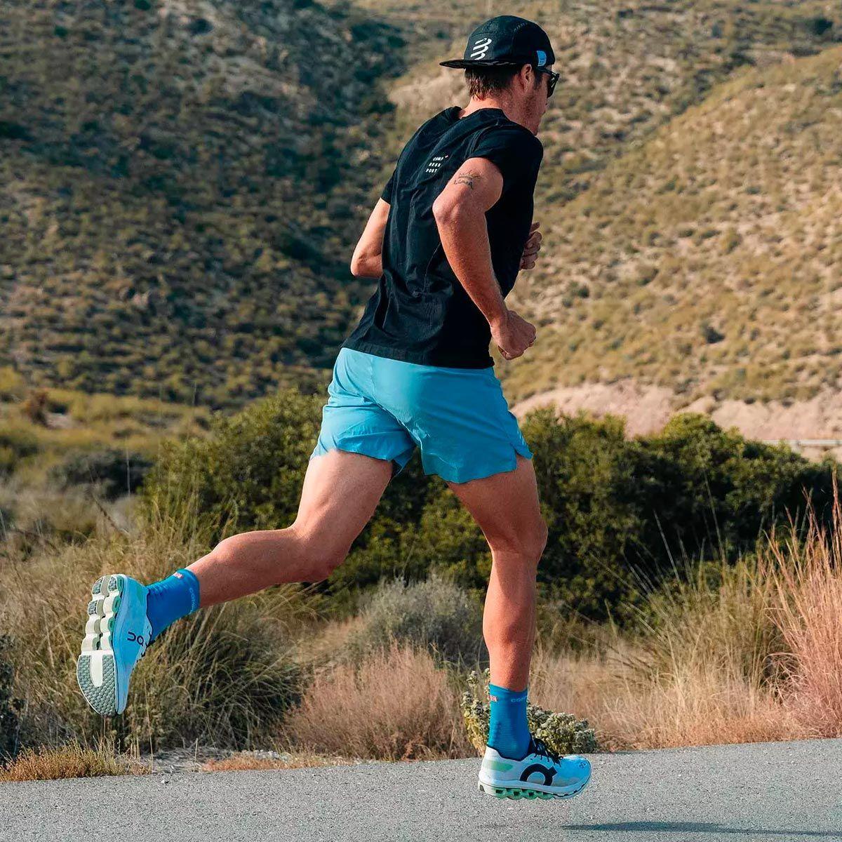 Calcetín Pro Racing v4.0 Run High Calipso Compressport-3