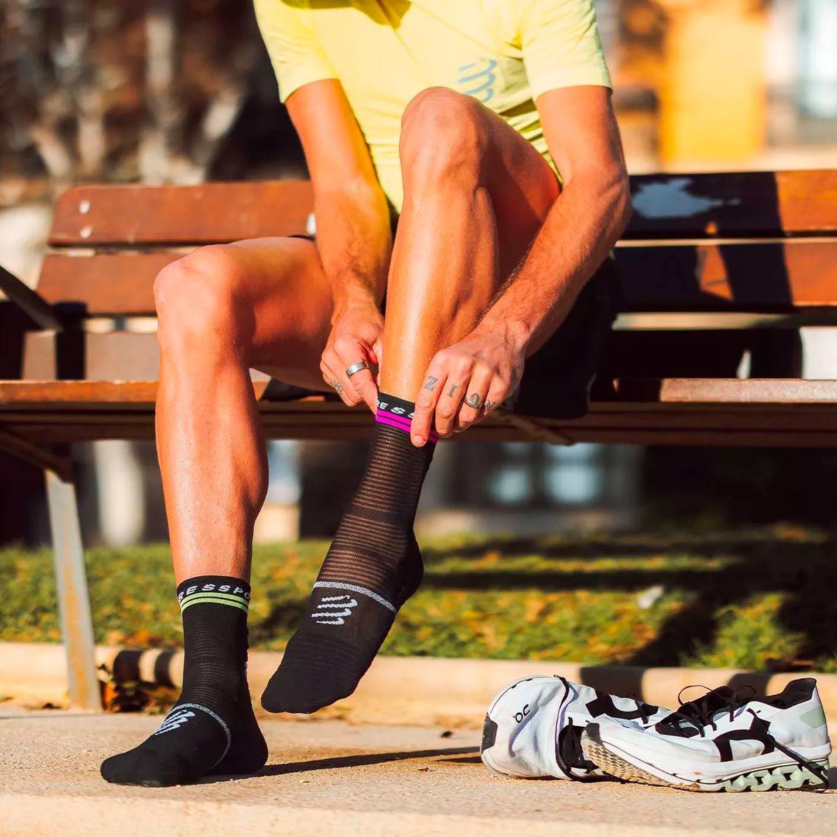 Calcetín Pro Marathon Socks V2.0 Black Compressport-4
